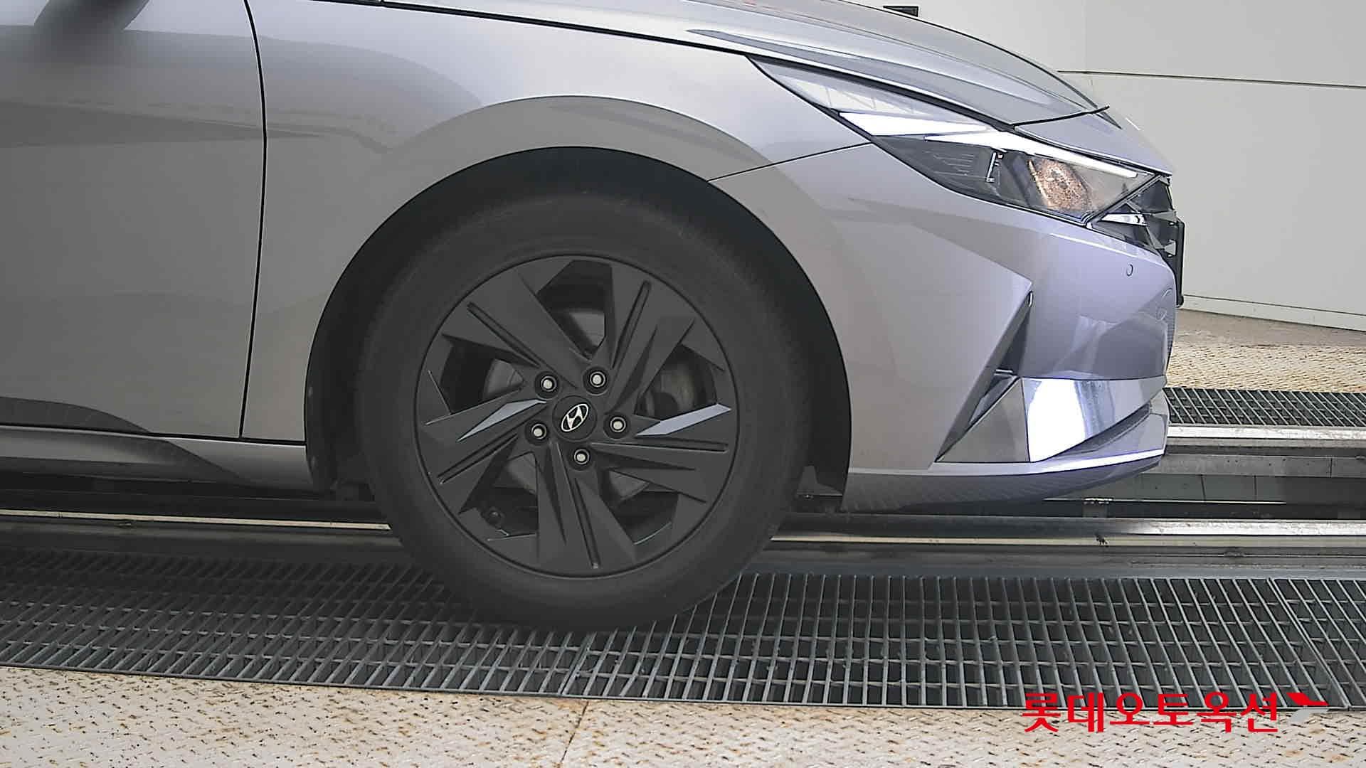 Hyundai - Elantra | ALL NEW (G) 1.6 MODERN 23