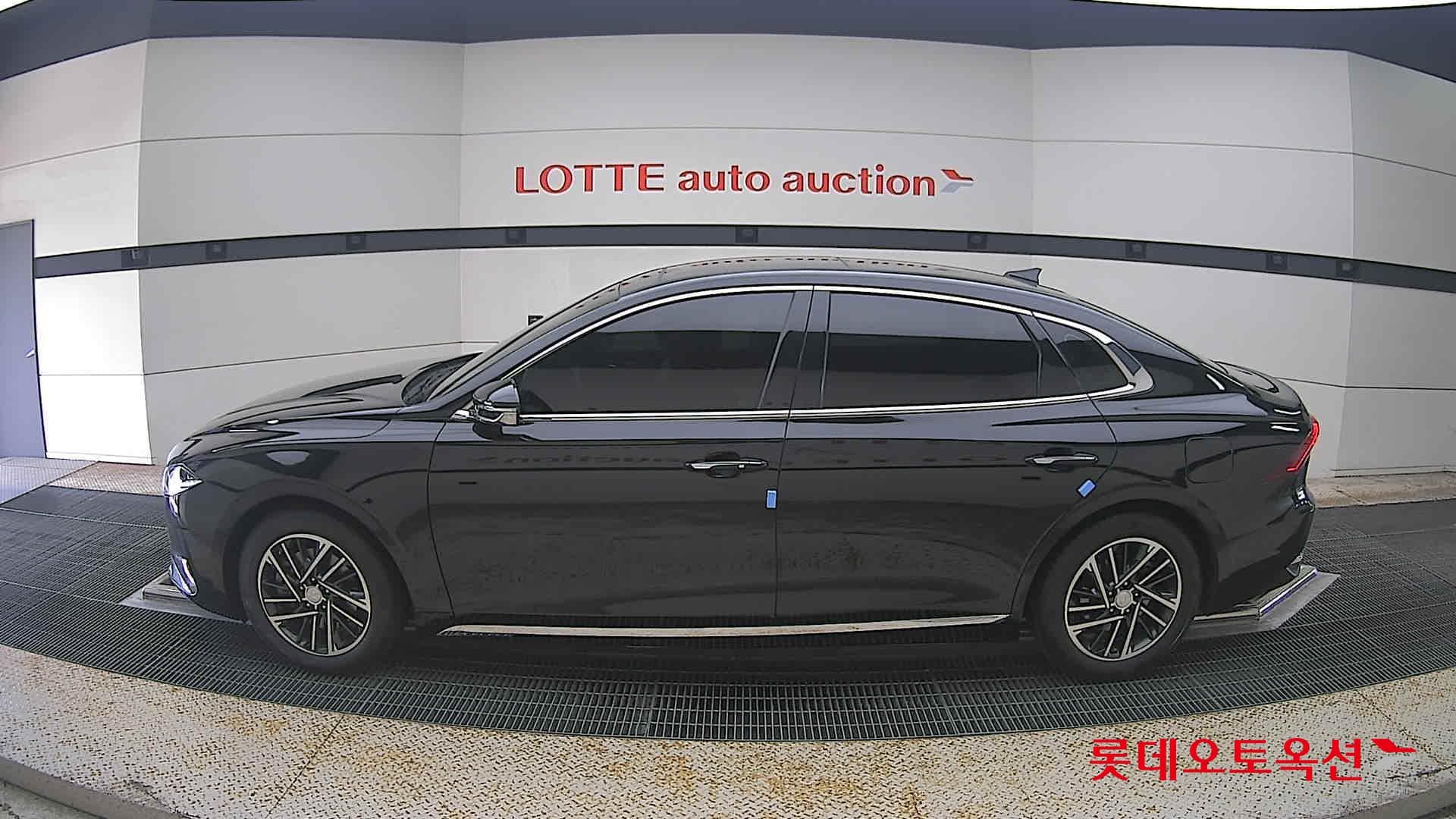 Hyundai - Grandeur | THE NEW (L) 3.0 Modern 6