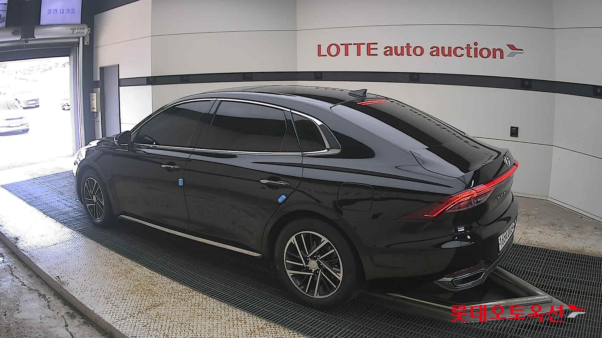 Hyundai - Grandeur | THE NEW (L) 3.0 Modern 8