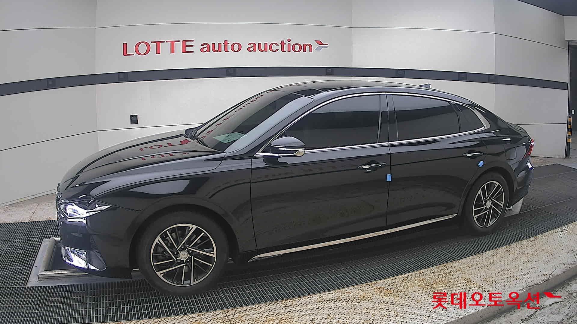 Hyundai - Grandeur | THE NEW (L) 3.0 Modern 5