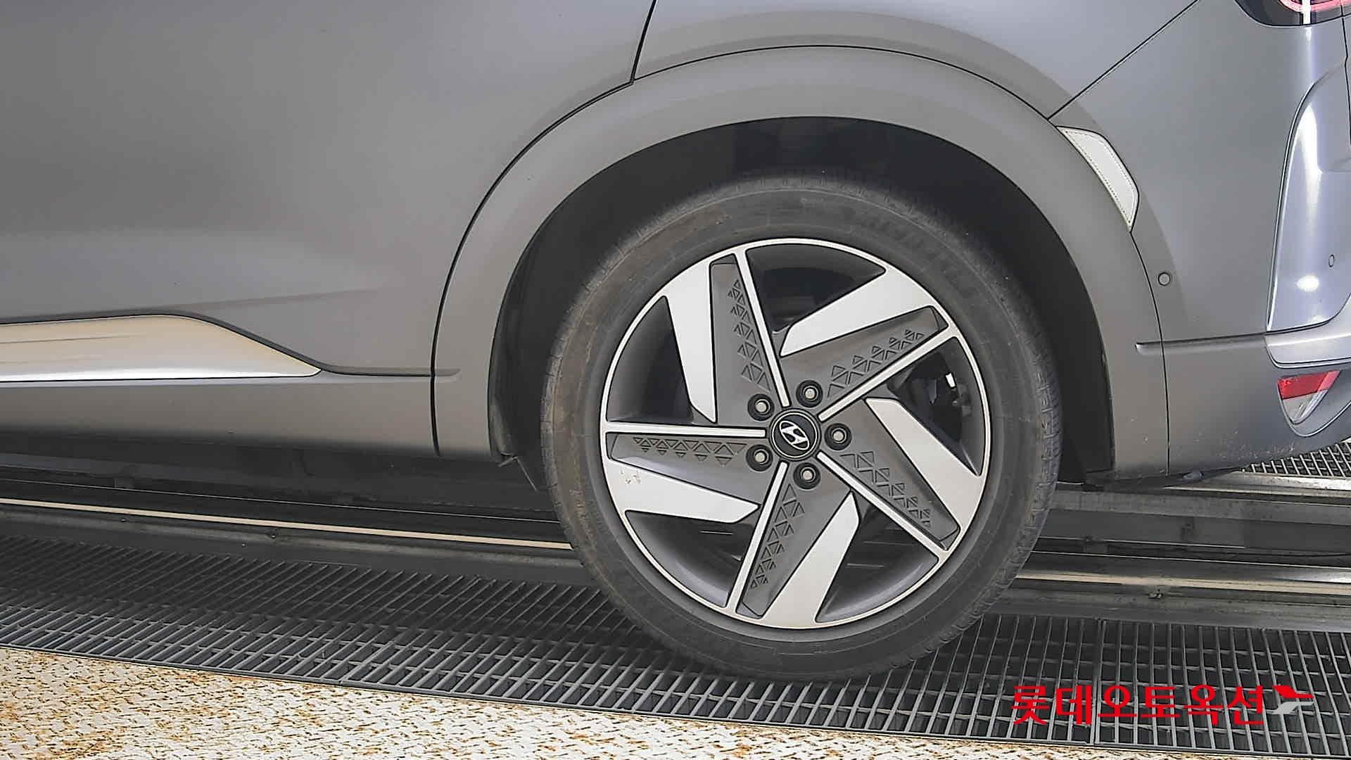 Hyundai - Нексо | (S) PREMIUM 22