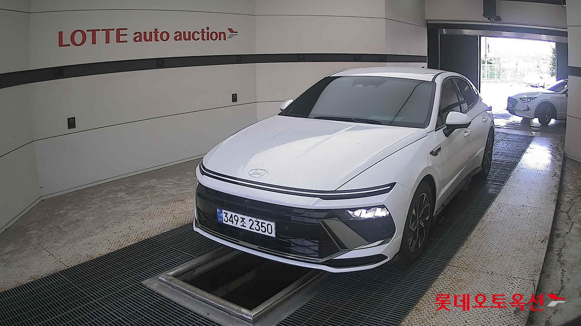 Hyundai - Sonata | DN8 TheEdge (G)2.0 S 2WD AT 2