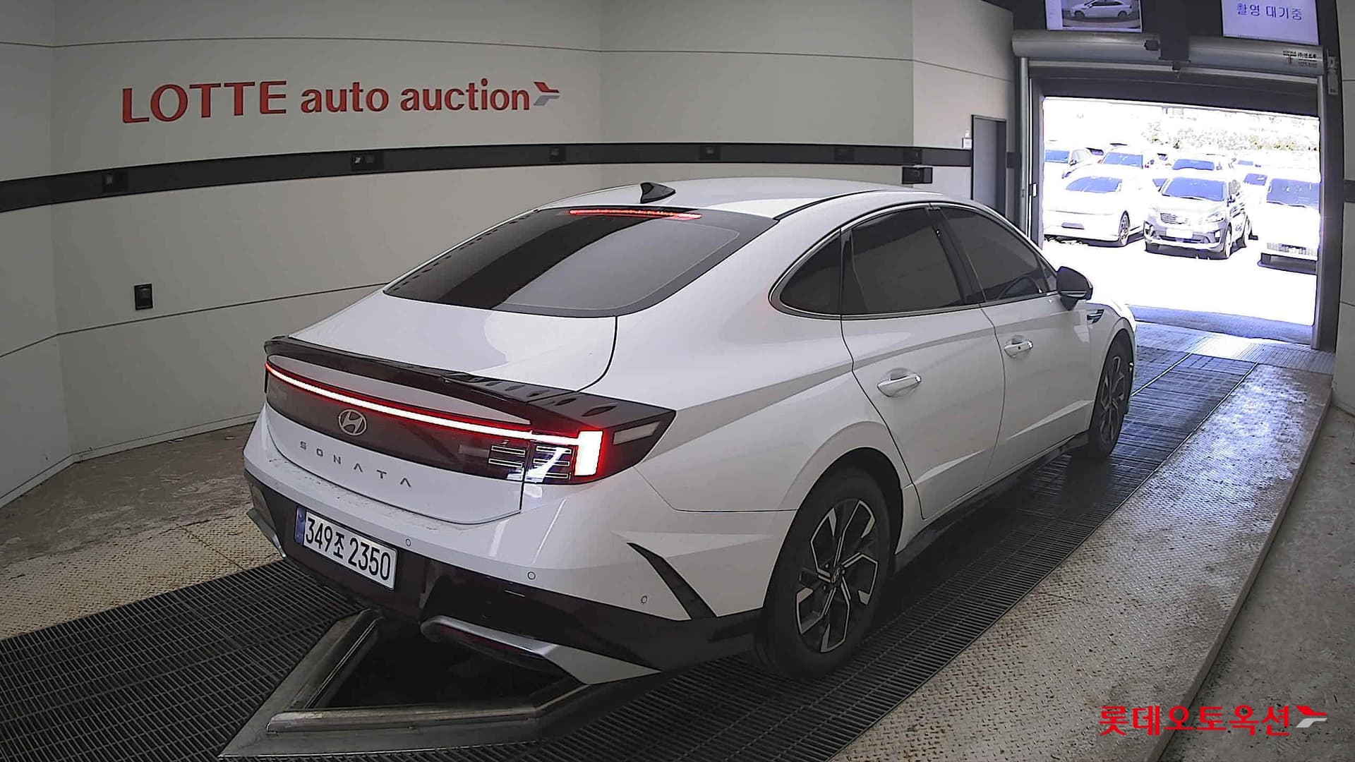 Hyundai - Sonata | DN8 TheEdge (G)2.0 S 2WD AT 12