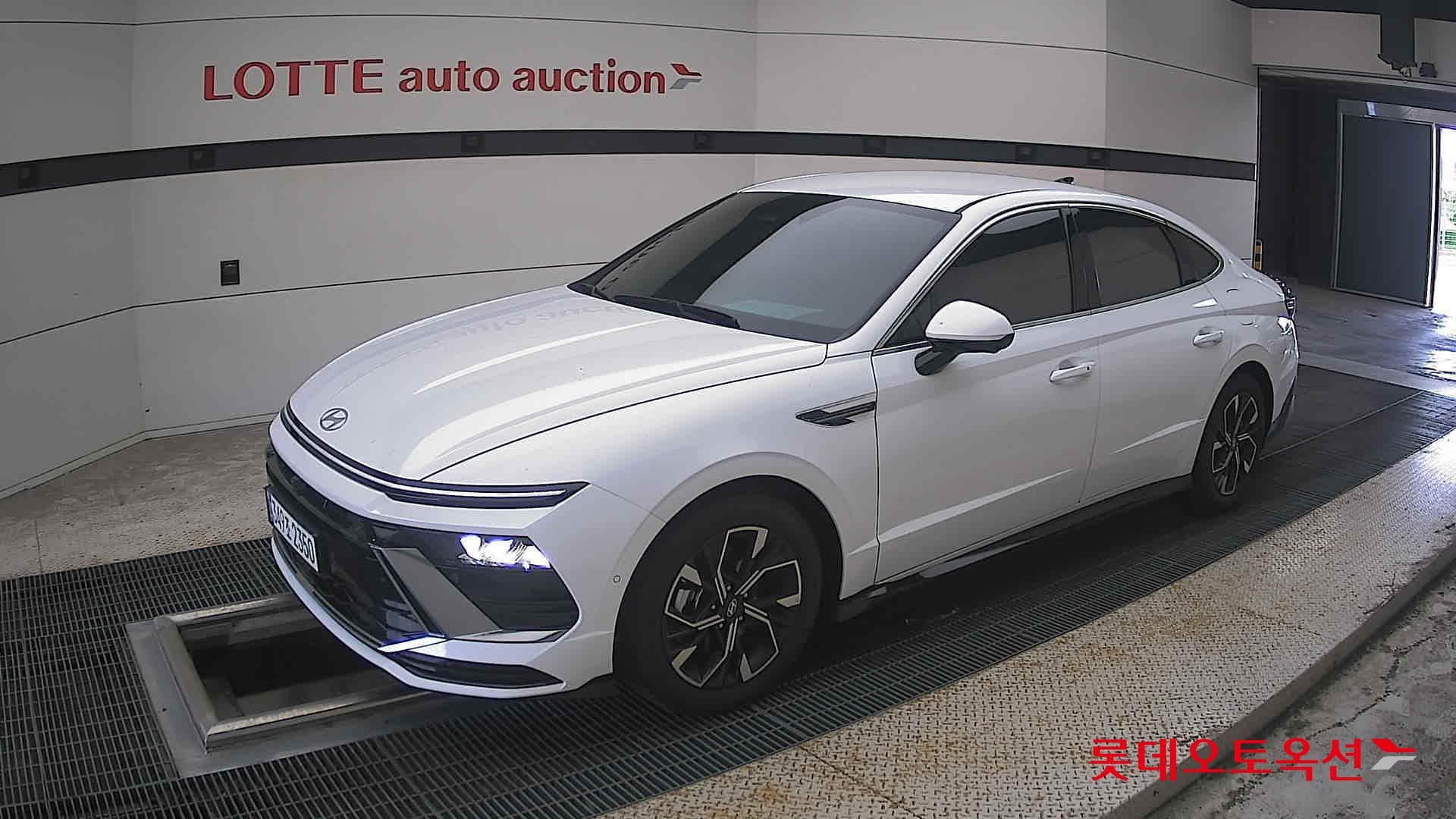 Hyundai - Sonata | DN8 TheEdge (G)2.0 S 2WD AT 4