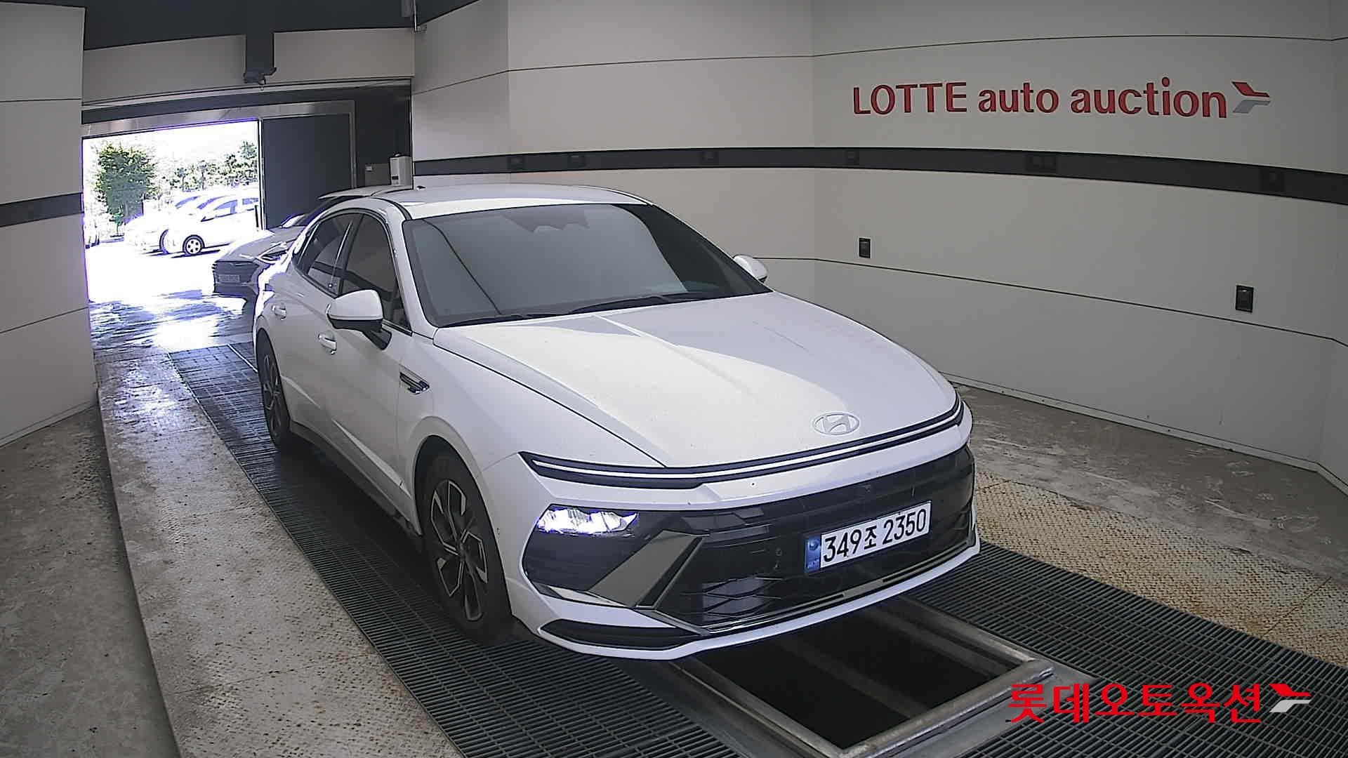 Hyundai - Sonata | DN8 TheEdge (G)2.0 S 2WD AT 20