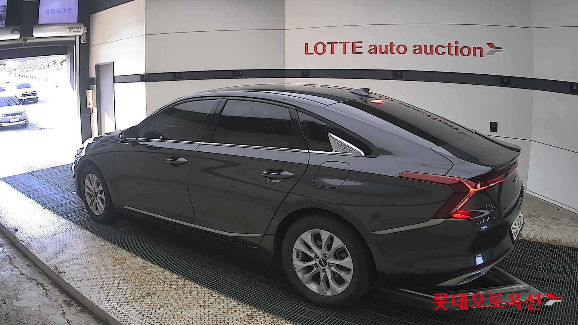 Kia - K8 | (L) 3.5 Prestige 8