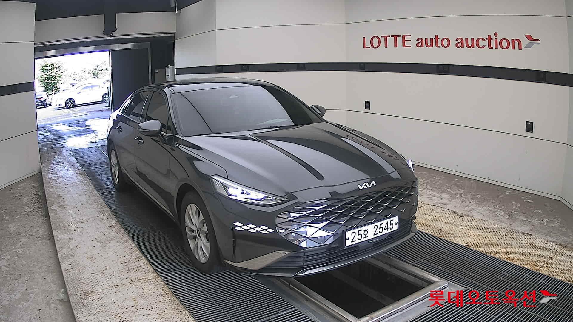 Kia - K8 | (L) 3.5 Prestige 20