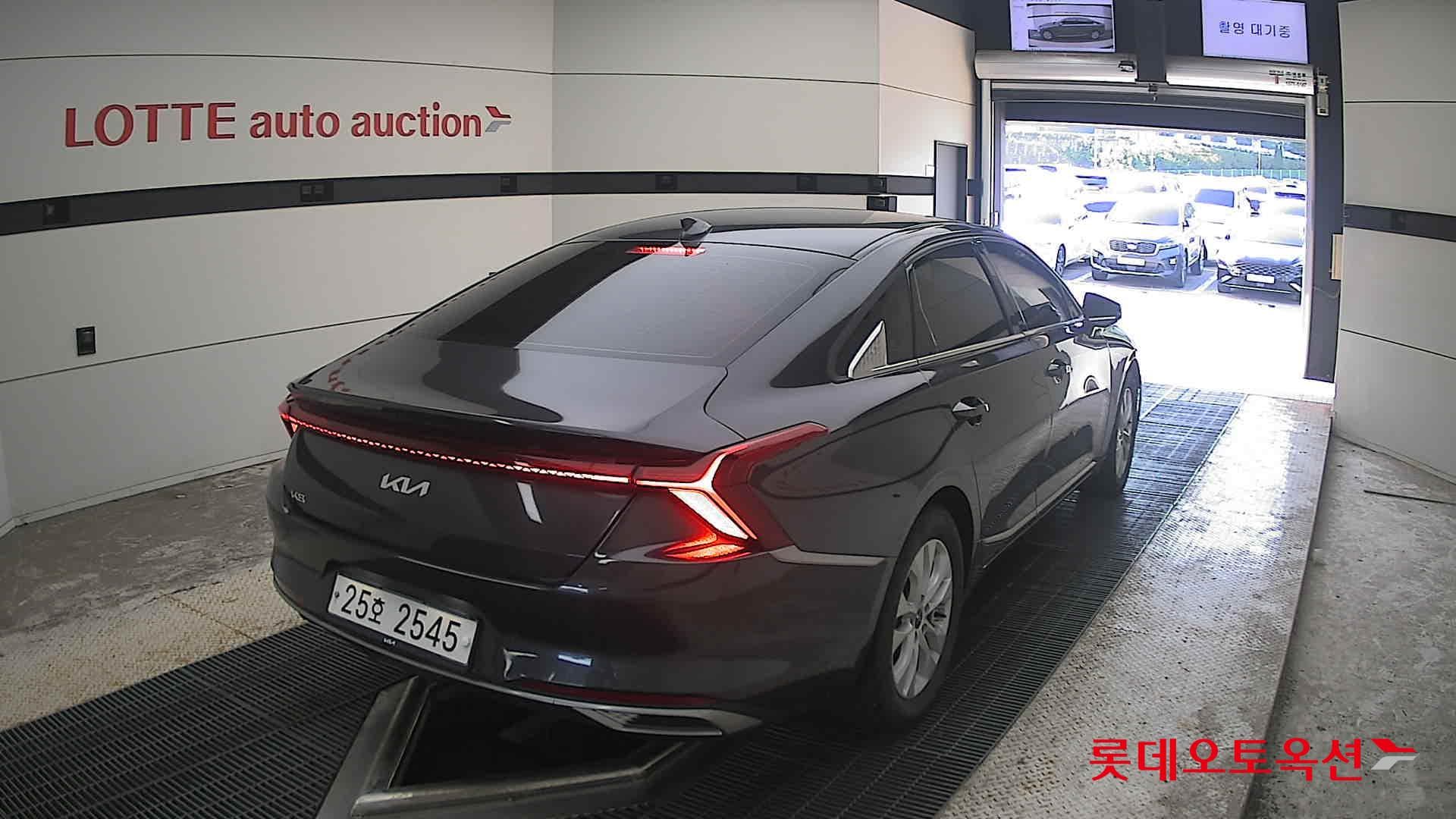 Kia - K8 | (L) 3.5 Prestige 13