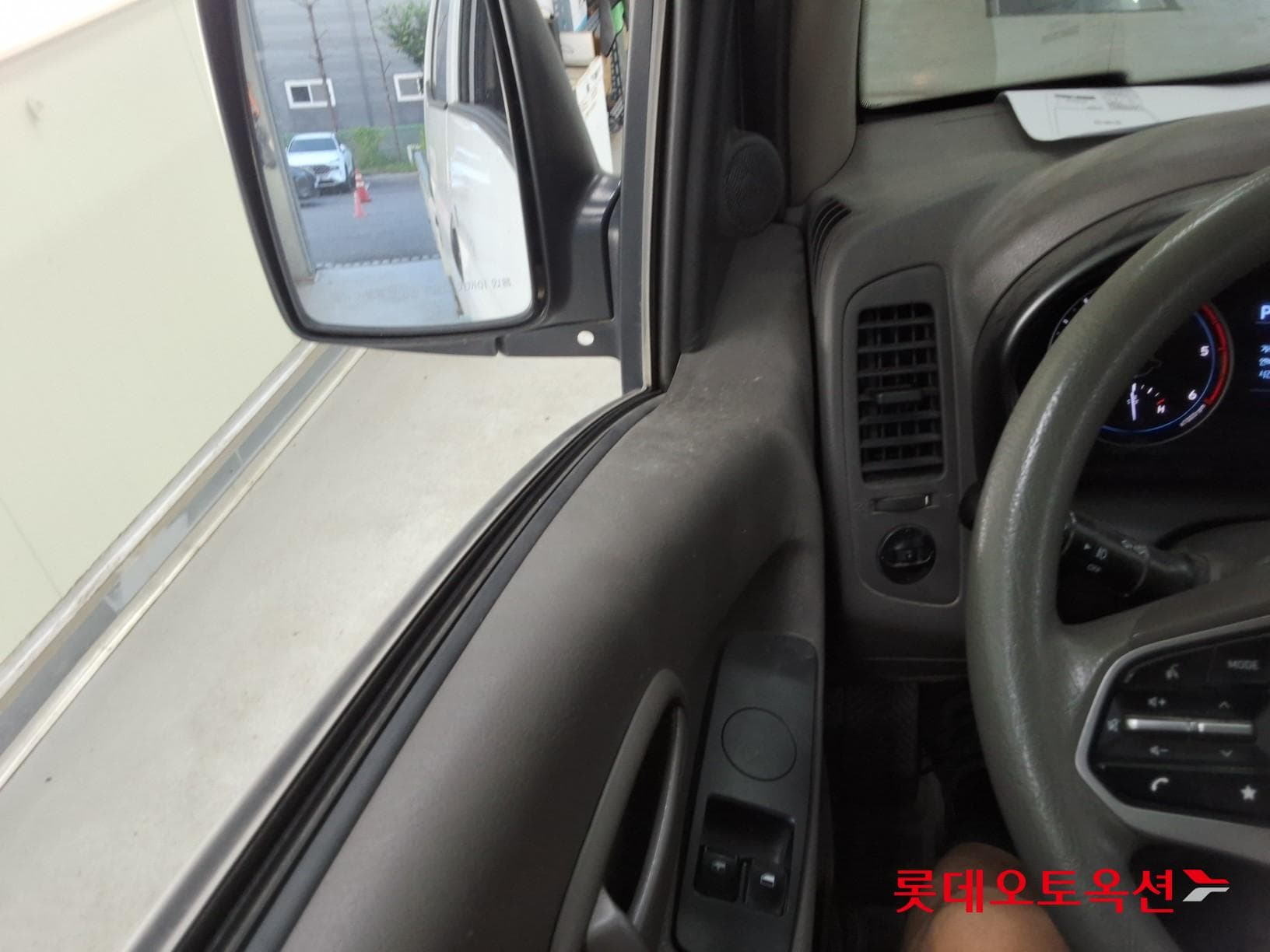 Hyundai - Porter | (L)2.5T 1.0Ton Extra Long TheCab Style 2WD AT 28