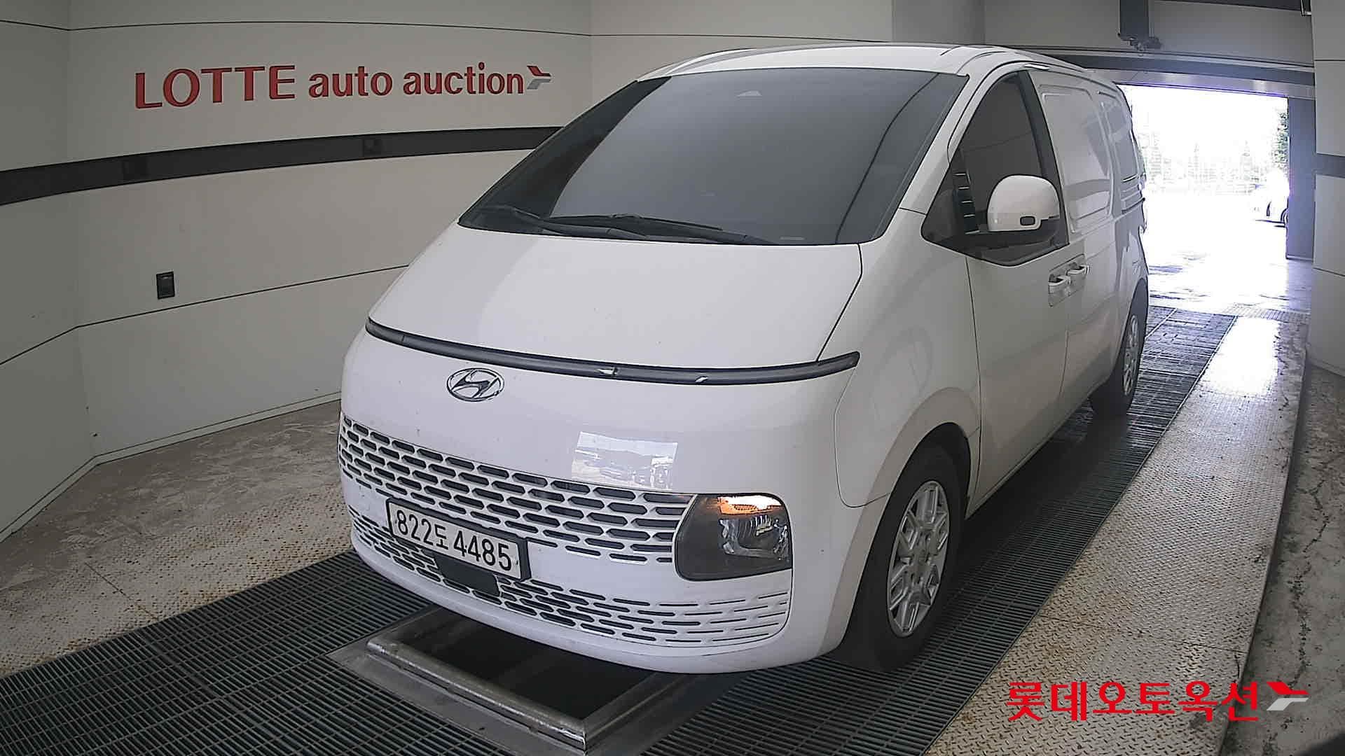 هيونداي - ستاريا | (D) 2.2 Cargo 3Seater Modern 2