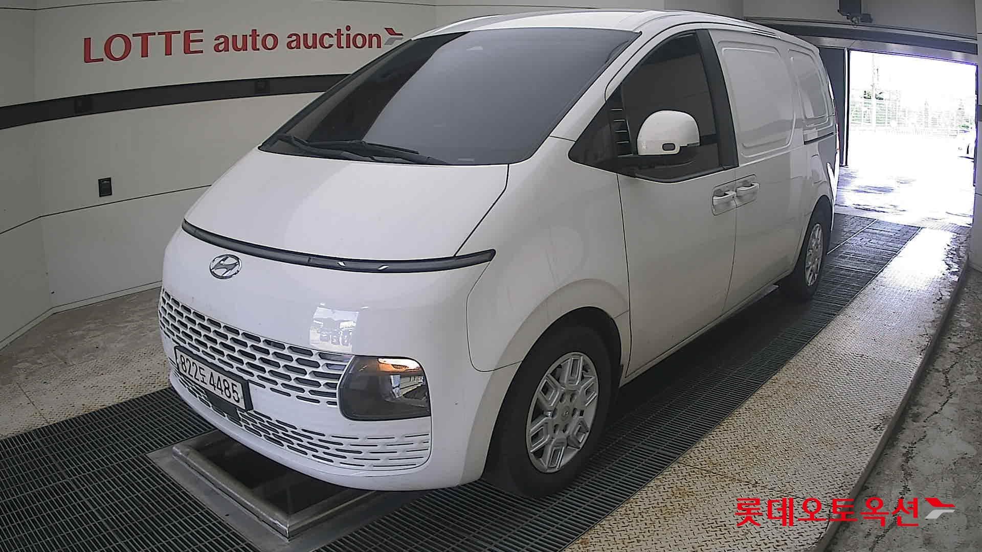 هيونداي - ستاريا | (D) 2.2 Cargo 3Seater Modern 3