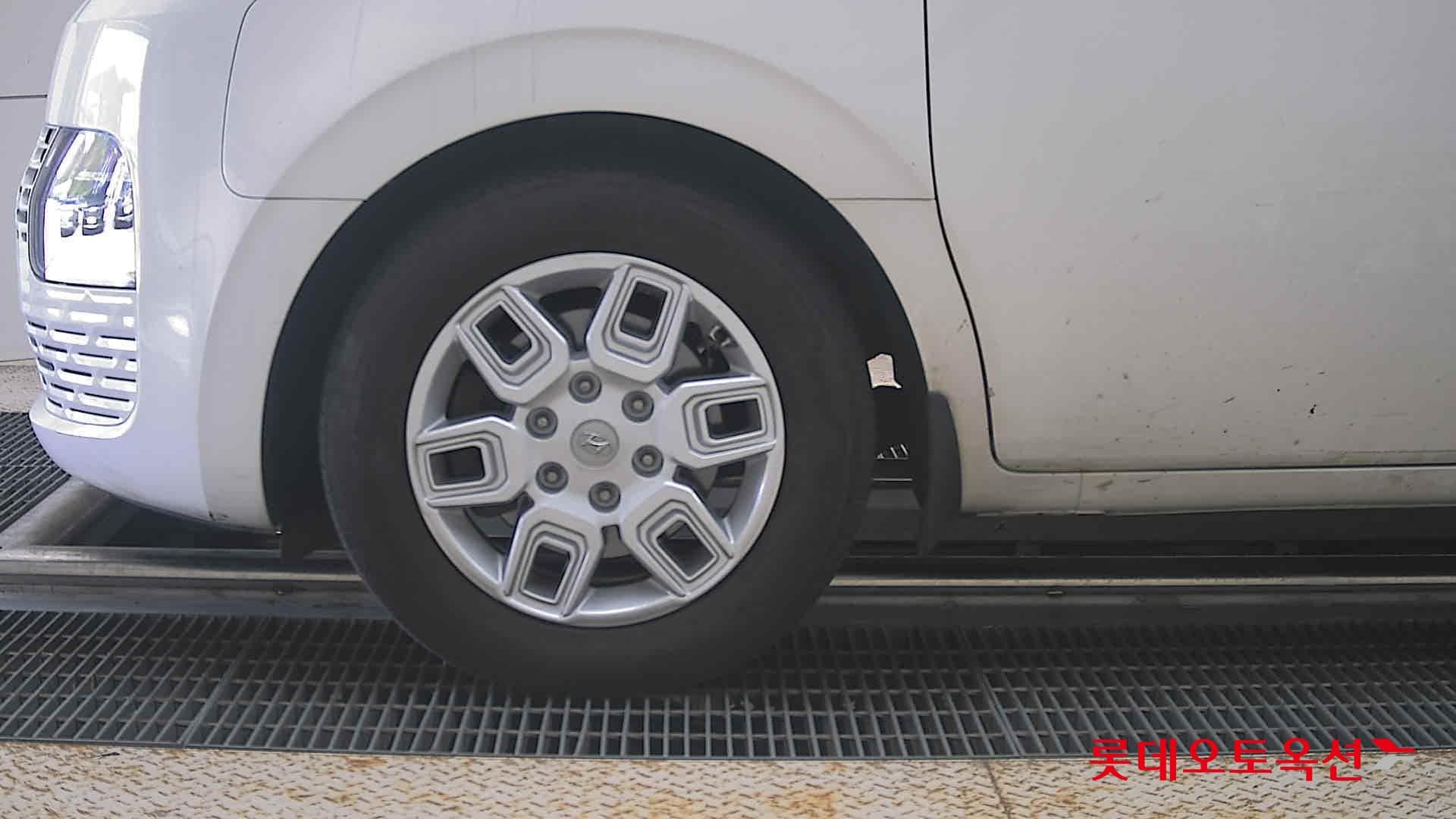 هيونداي - ستاريا | (D) 2.2 Cargo 3Seater Modern 21