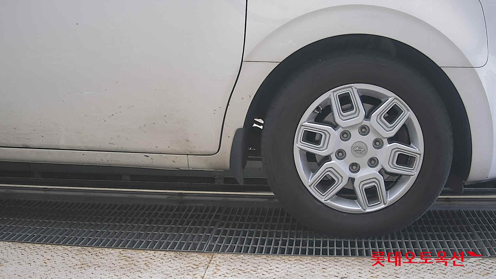 هيونداي - ستاريا | (D) 2.2 Cargo 3Seater Modern 23