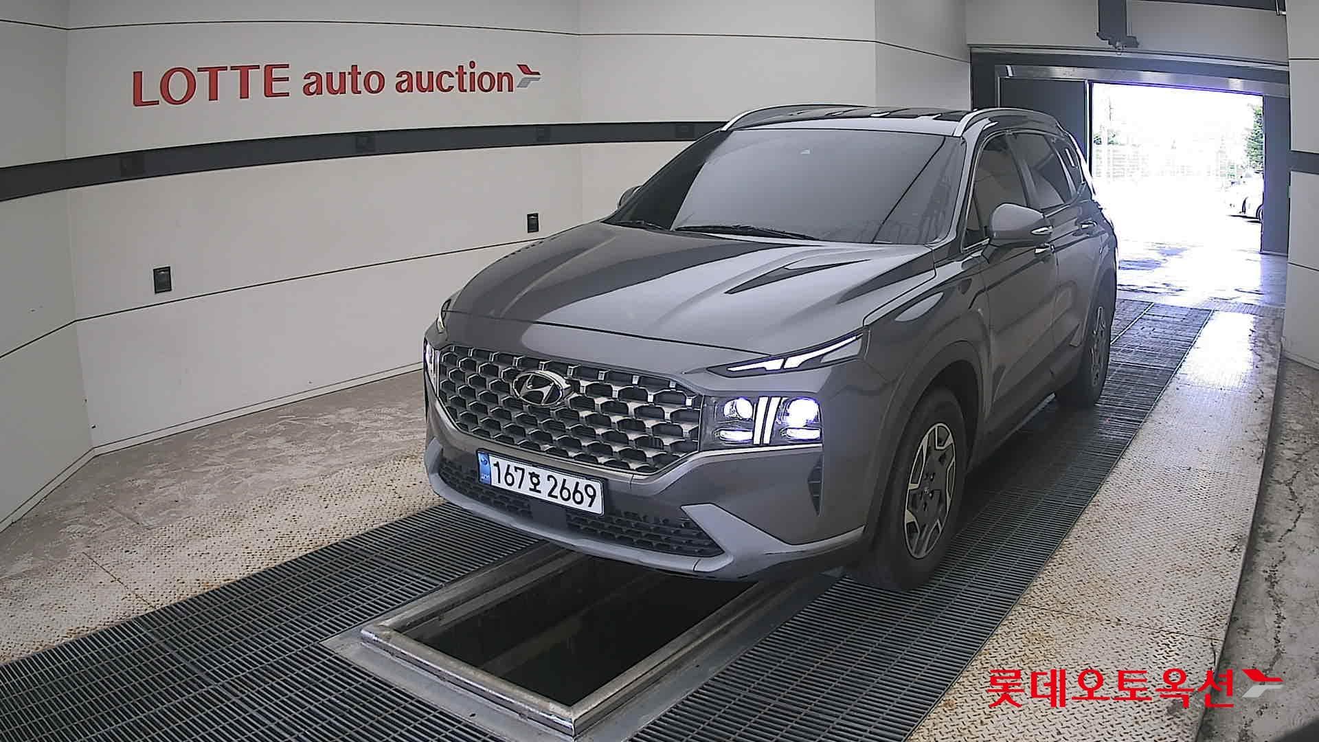 Hyundai - Santa Fe | THE NEW SANTAFE (H) 1.6 Prestige 5Seater 2WD 2