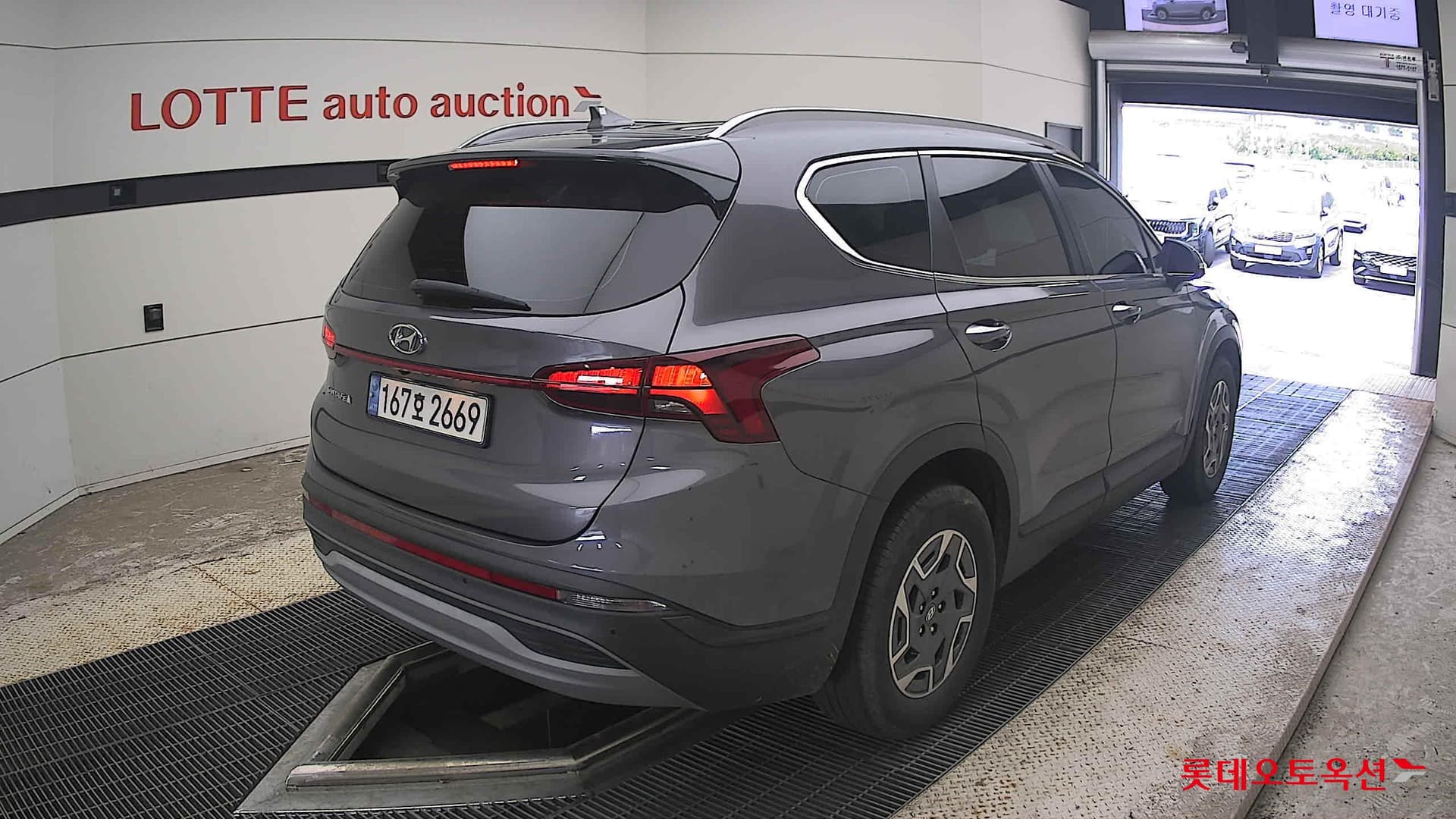 Hyundai - Santa Fe | THE NEW SANTAFE (H) 1.6 Prestige 5Seater 2WD 12