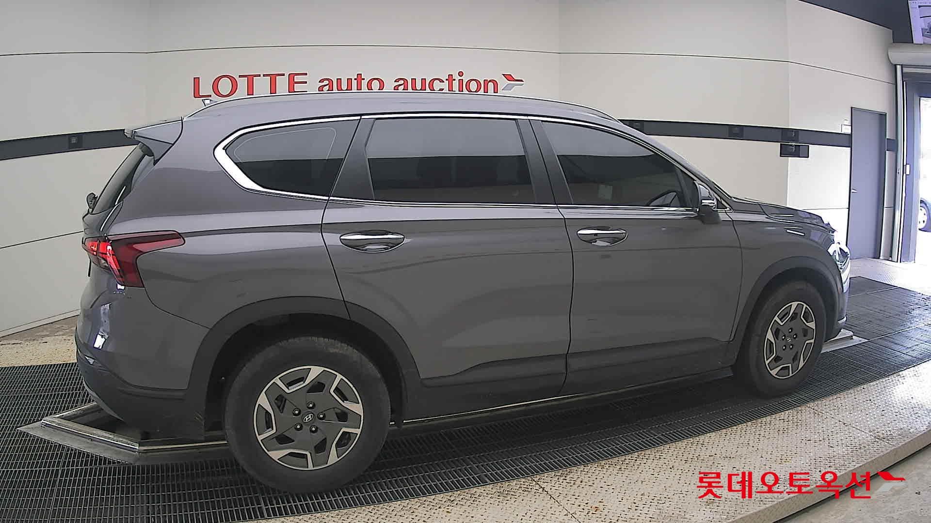 Hyundai - Santa Fe | THE NEW SANTAFE (H) 1.6 Prestige 5Seater 2WD 15