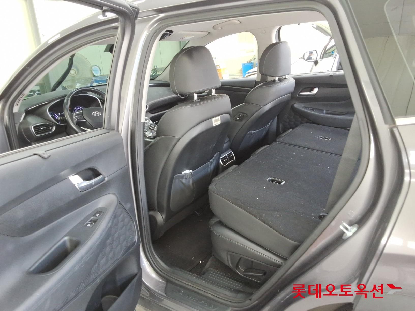 Hyundai - Santa Fe | THE NEW SANTAFE (H) 1.6 Prestige 5Seater 2WD 35