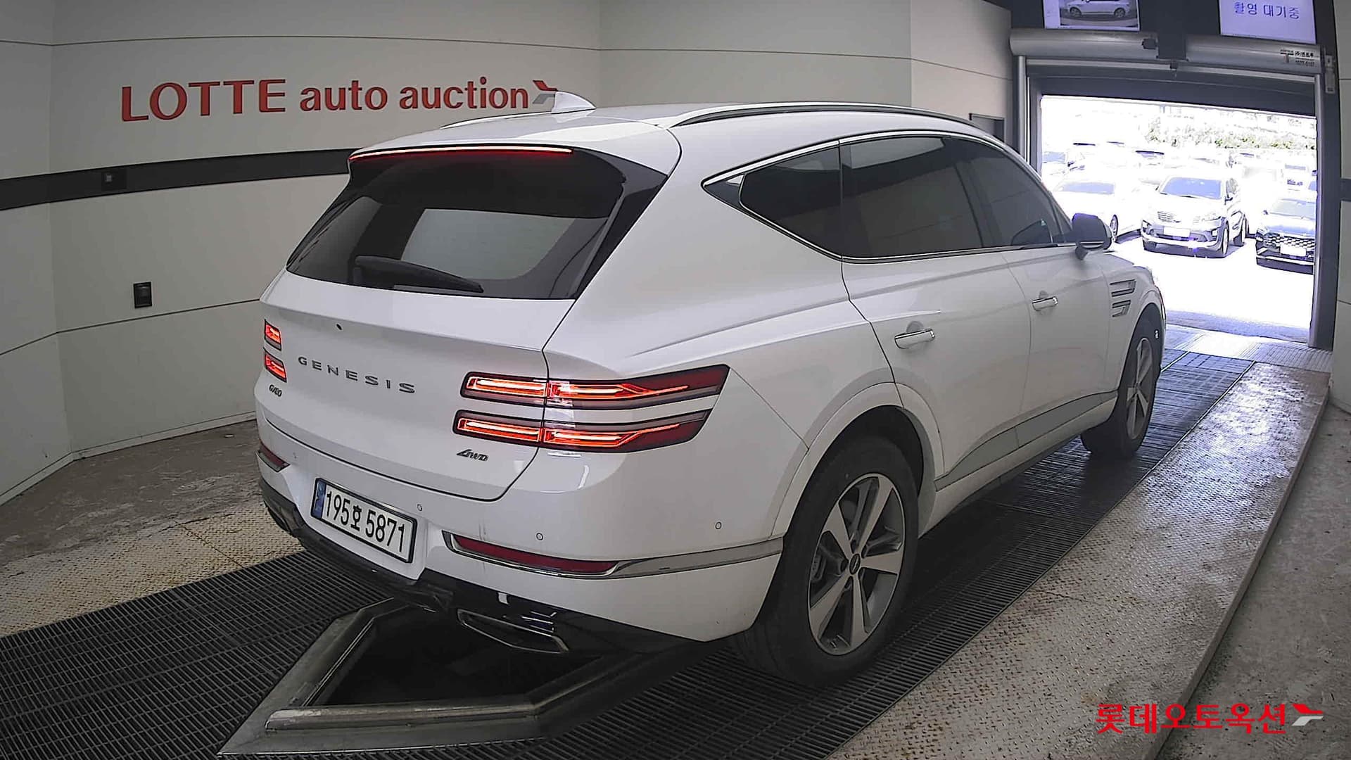 جينيسيس - GV80 | (G) 2.5T 4WD 5Seater 12