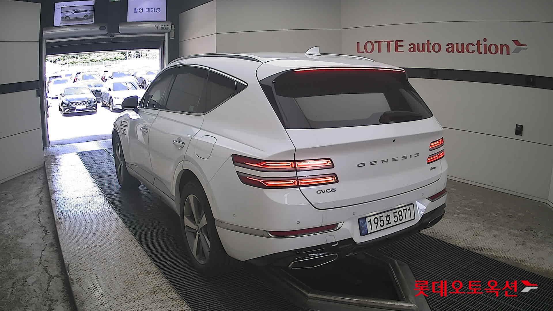 جينيسيس - GV80 | (G) 2.5T 4WD 5Seater 9