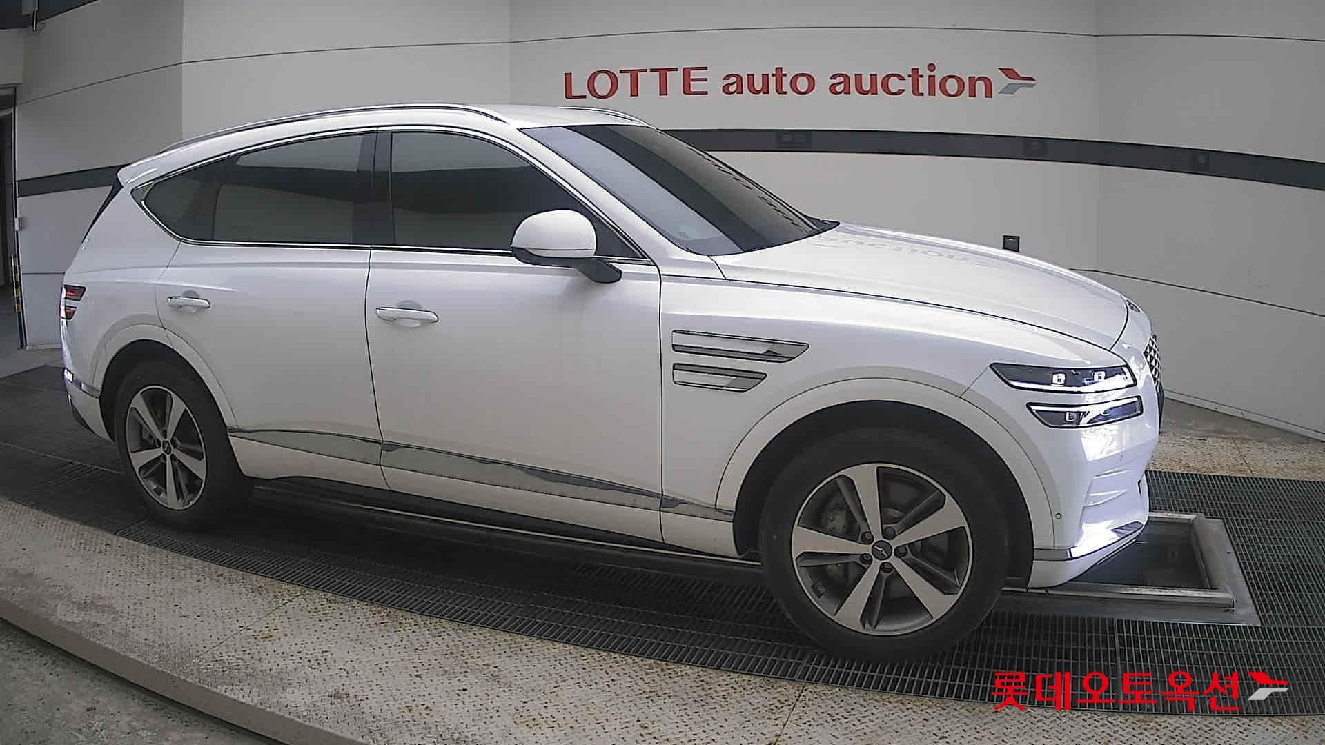 جينيسيس - GV80 | (G) 2.5T 4WD 5Seater 17