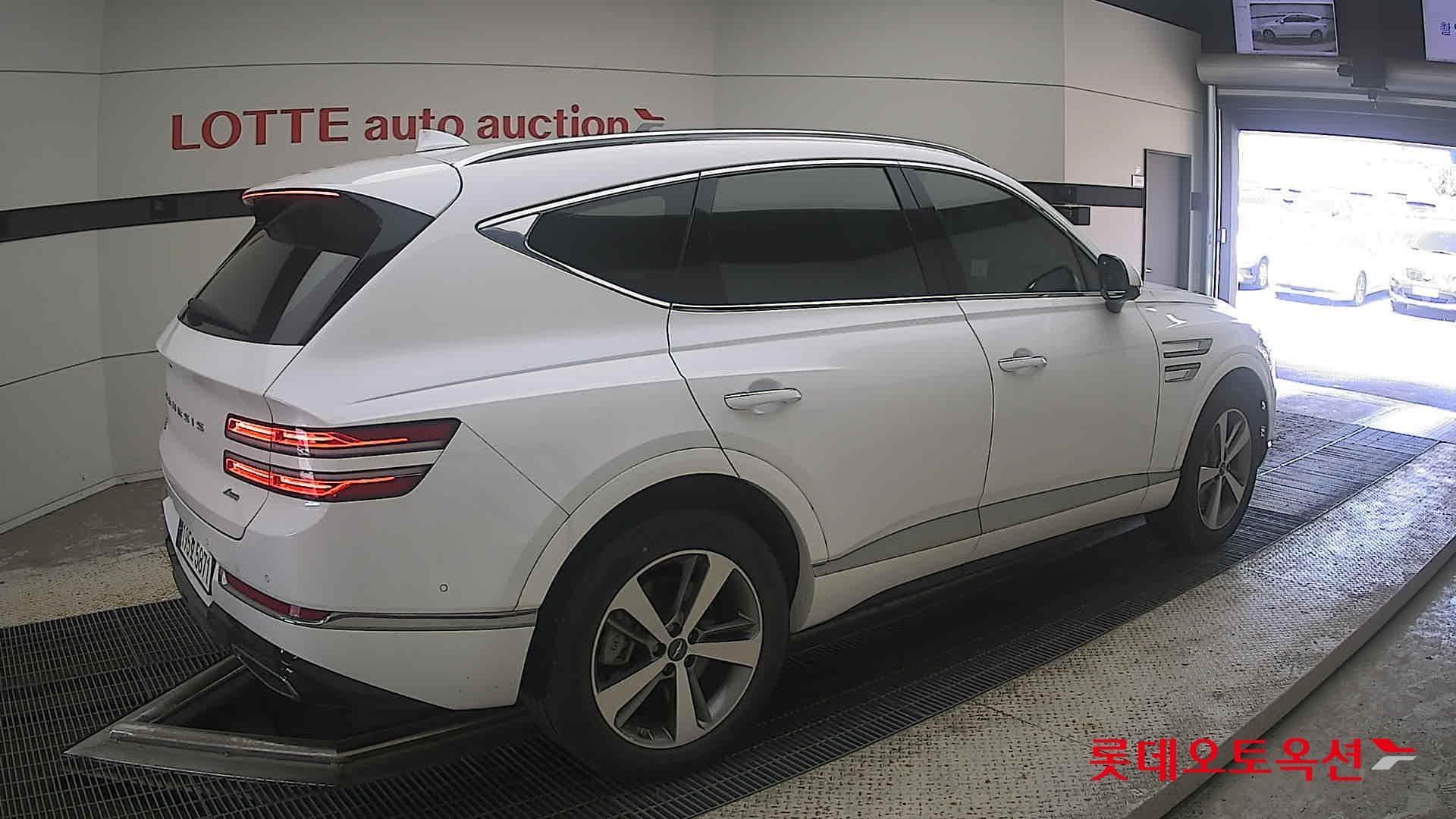 جينيسيس - GV80 | (G) 2.5T 4WD 5Seater 14