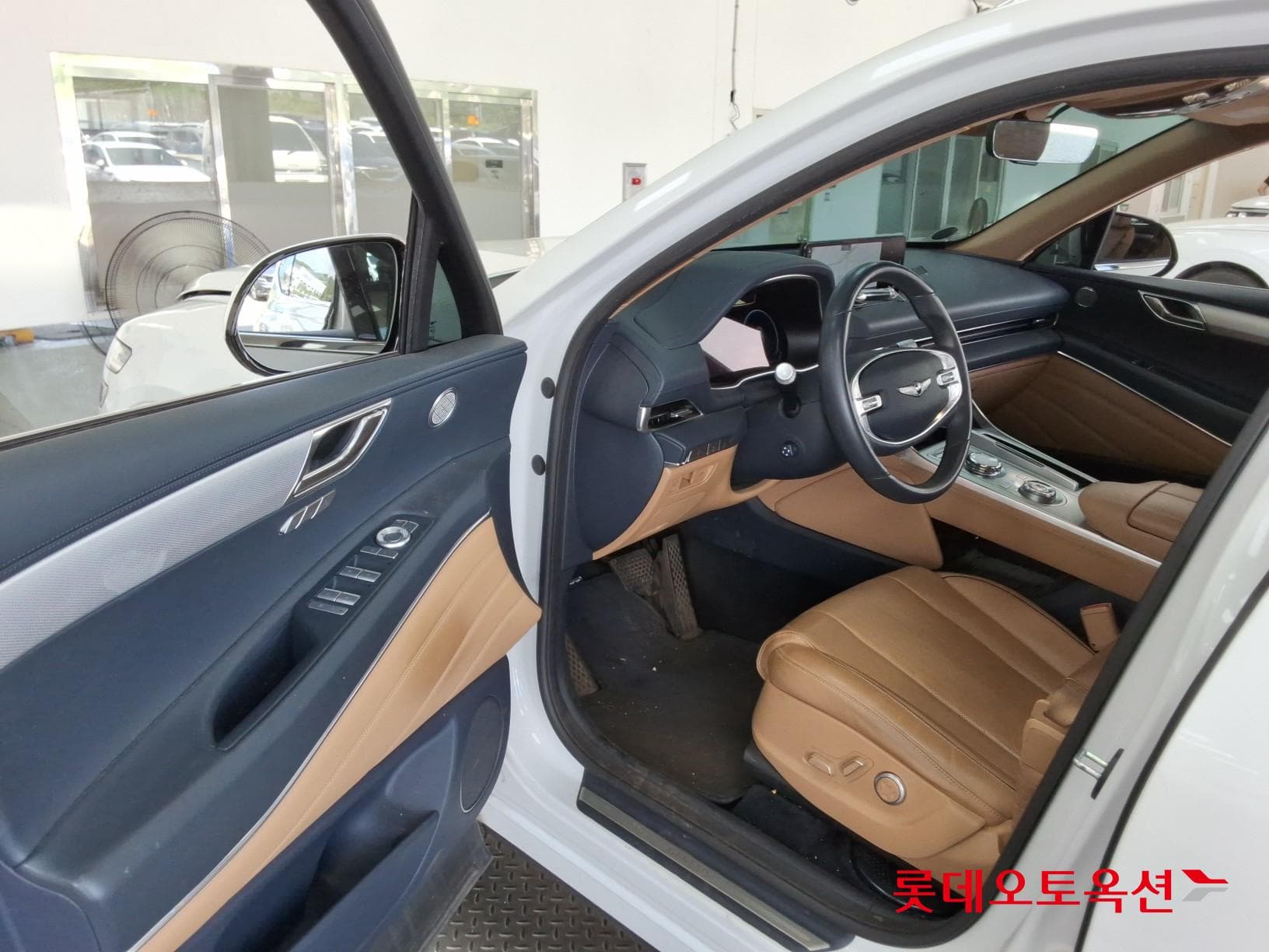 جينيسيس - GV80 | (G) 2.5T 4WD 5Seater 34