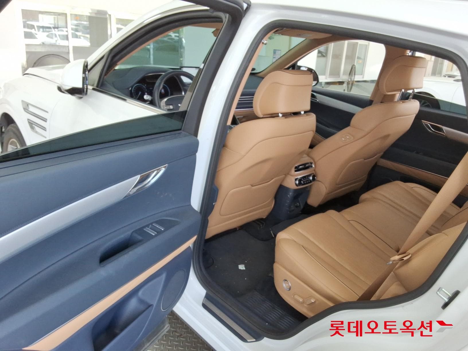 جينيسيس - GV80 | (G) 2.5T 4WD 5Seater 36