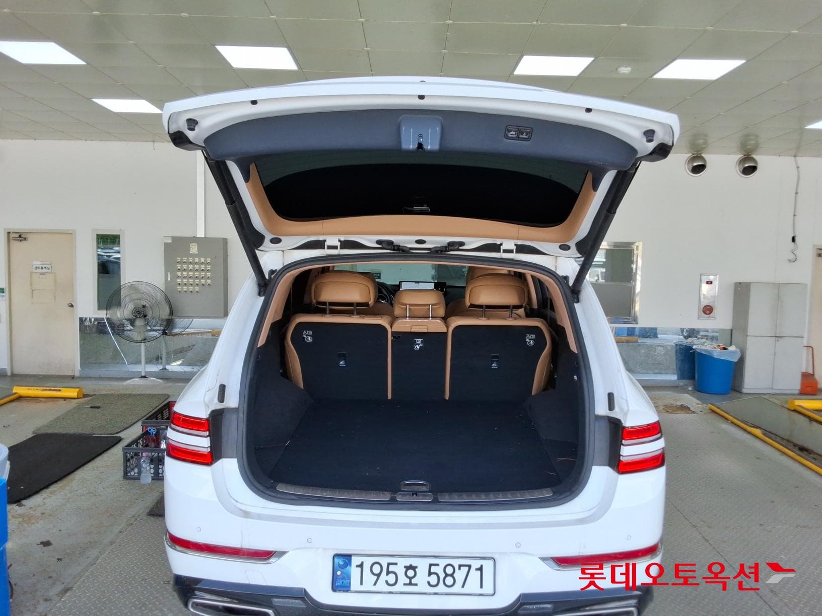جينيسيس - GV80 | (G) 2.5T 4WD 5Seater 37