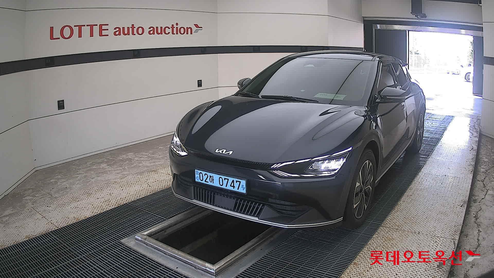 Kia - EV6 | (E) Long Range 2WD 2