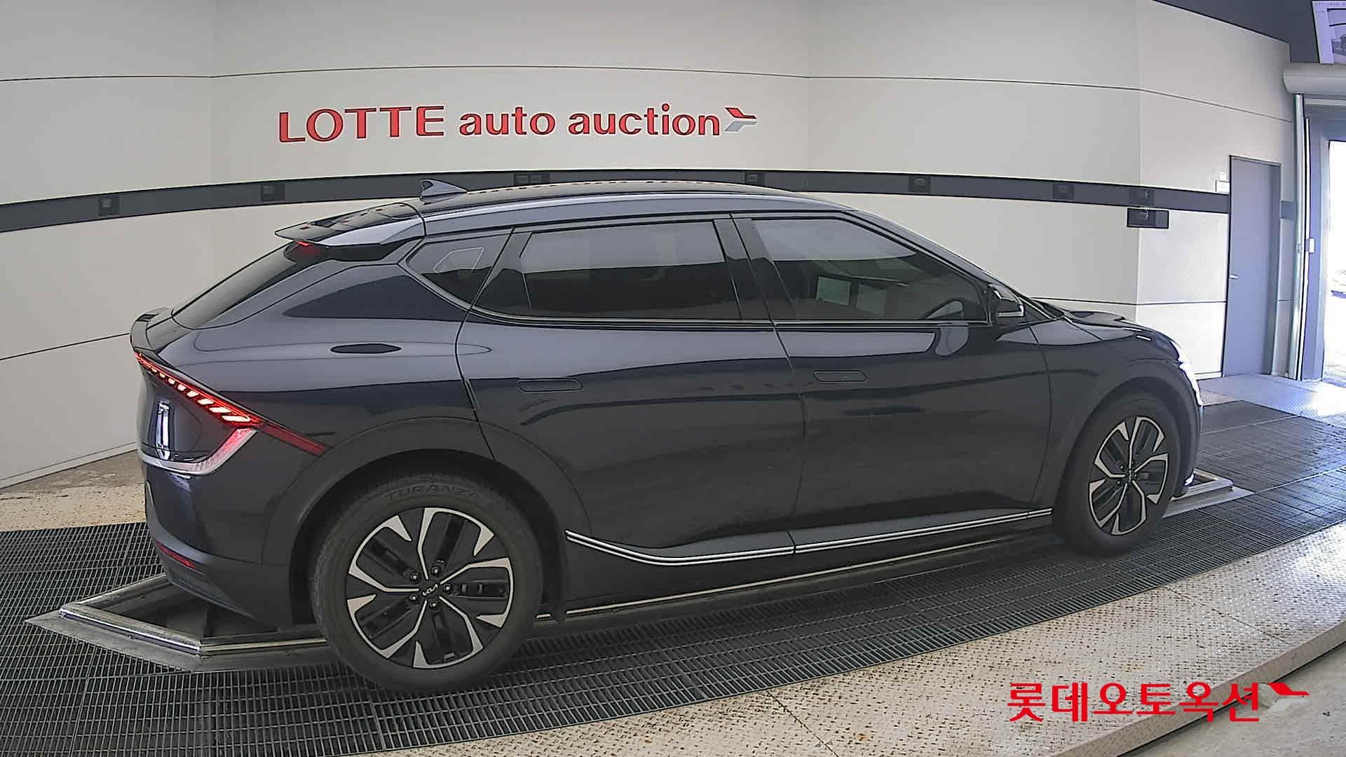 Kia - EV6 | (E) Long Range 2WD 15