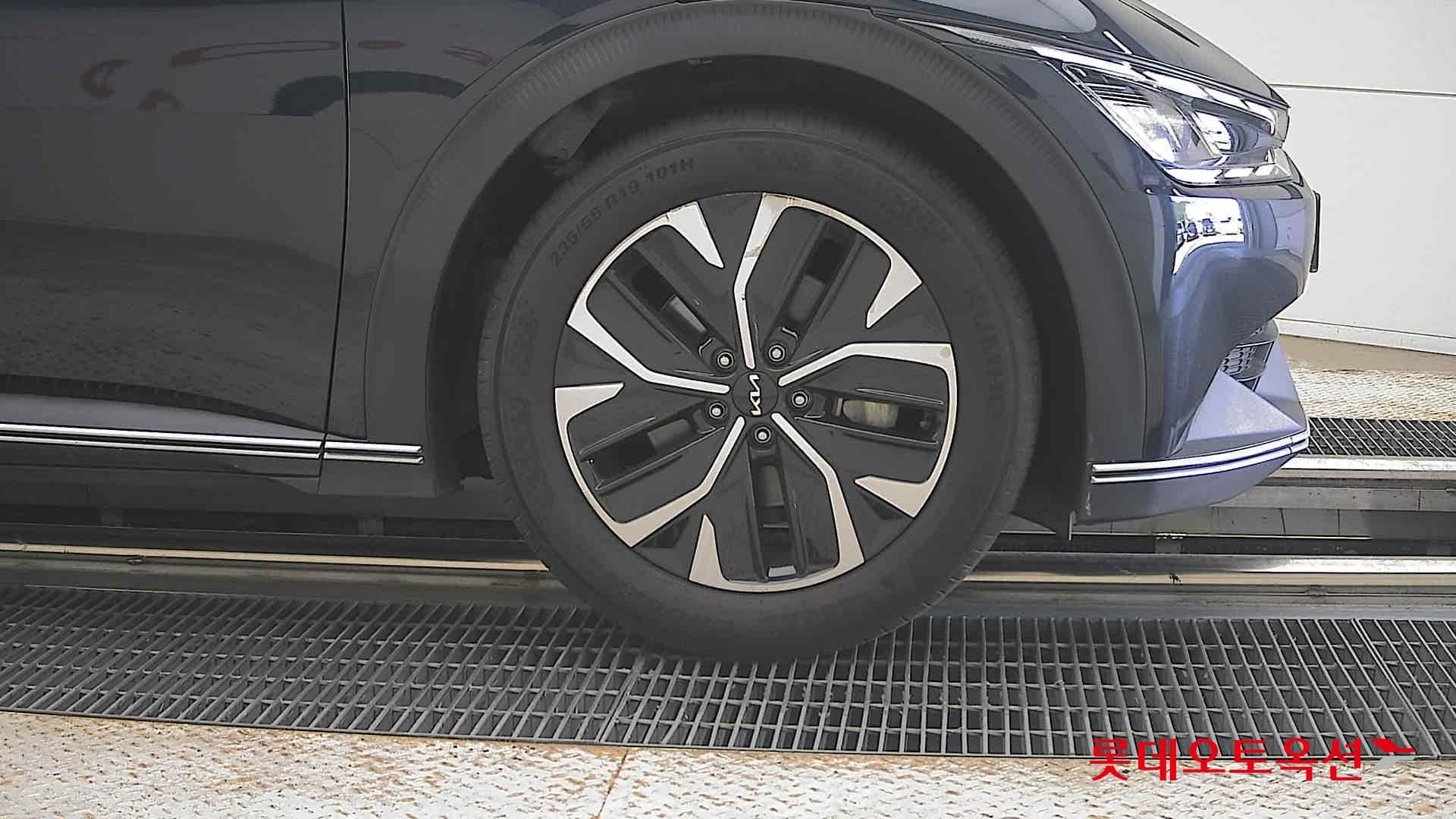 Kia - EV6 | (E) Long Range 2WD 23