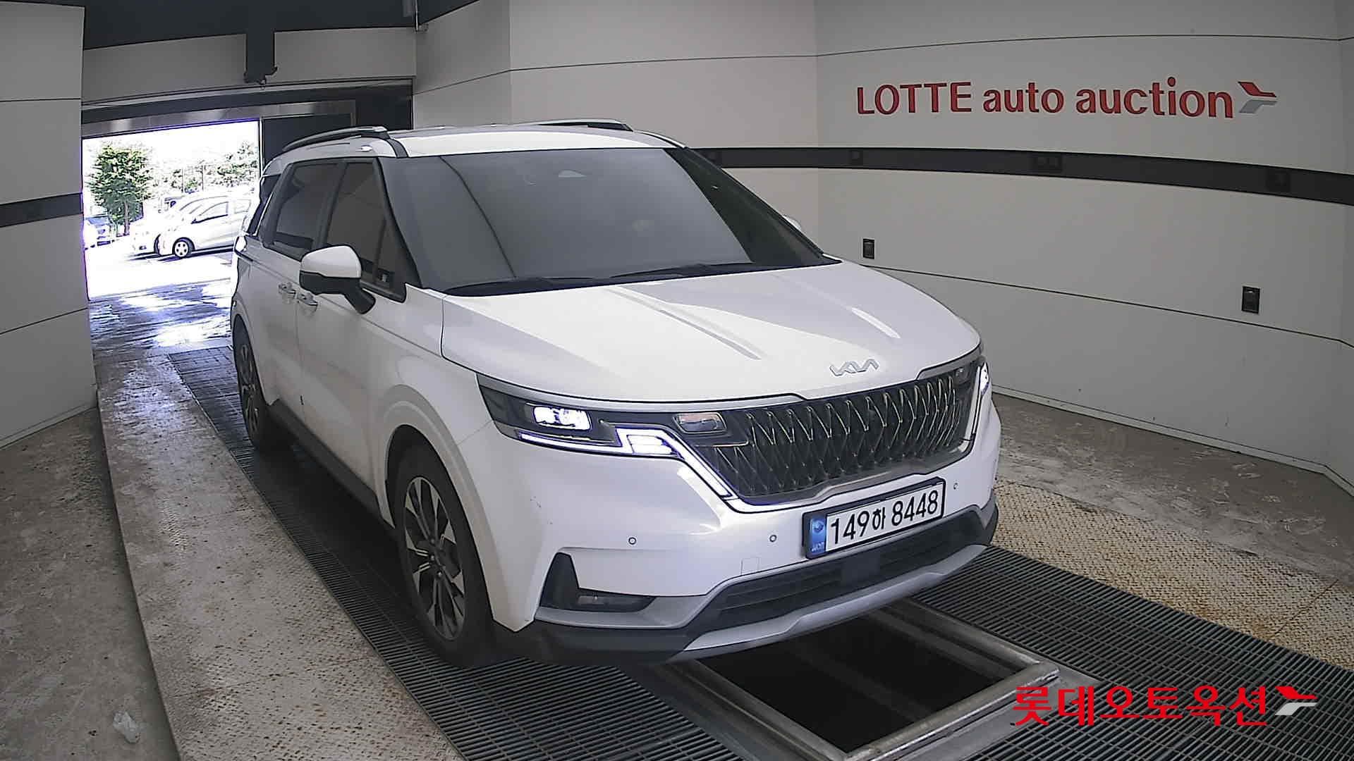 Kia - Carnival | KA4 (G)3.5 Prestige 9 2WD AT 20
