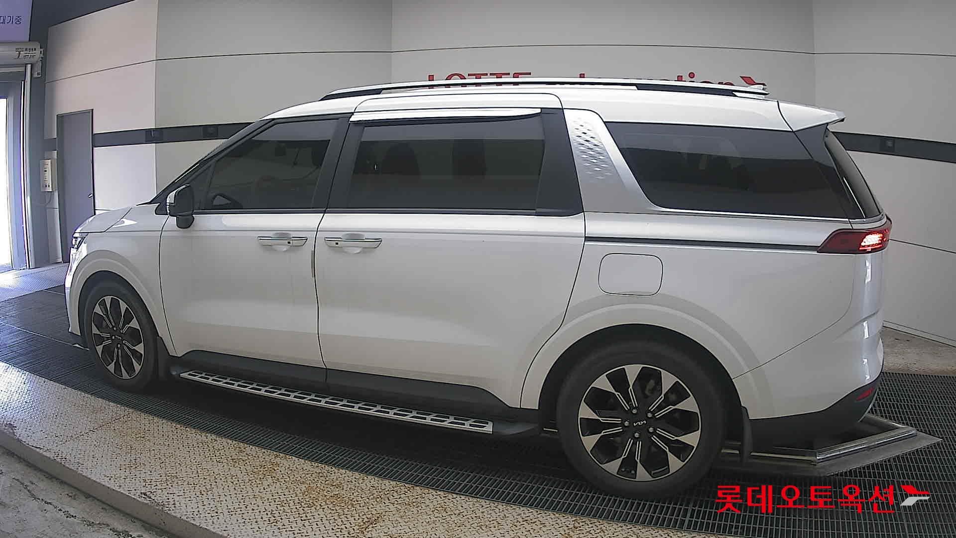 Kia - Карнивал | KA4 (G)3.5 Prestige 9 2WD AT 7