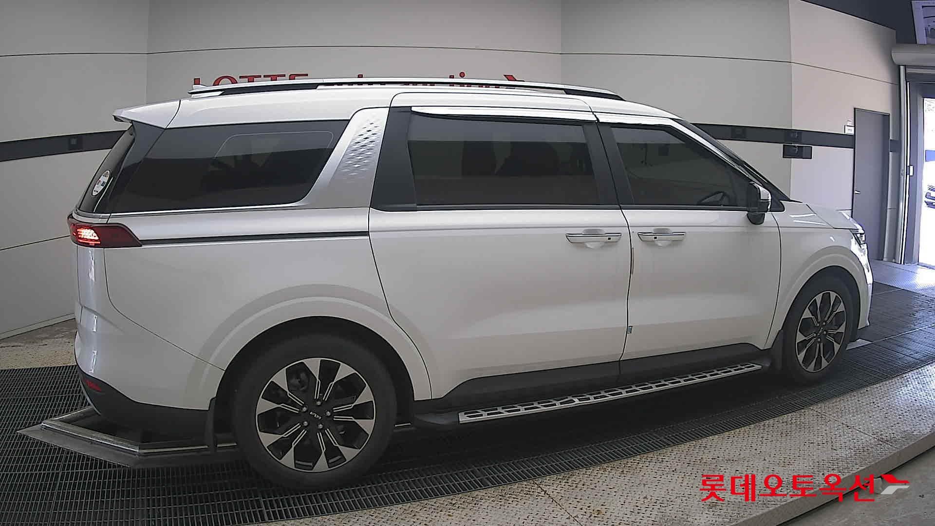Kia - Карнивал | KA4 (G)3.5 Prestige 9 2WD AT 15