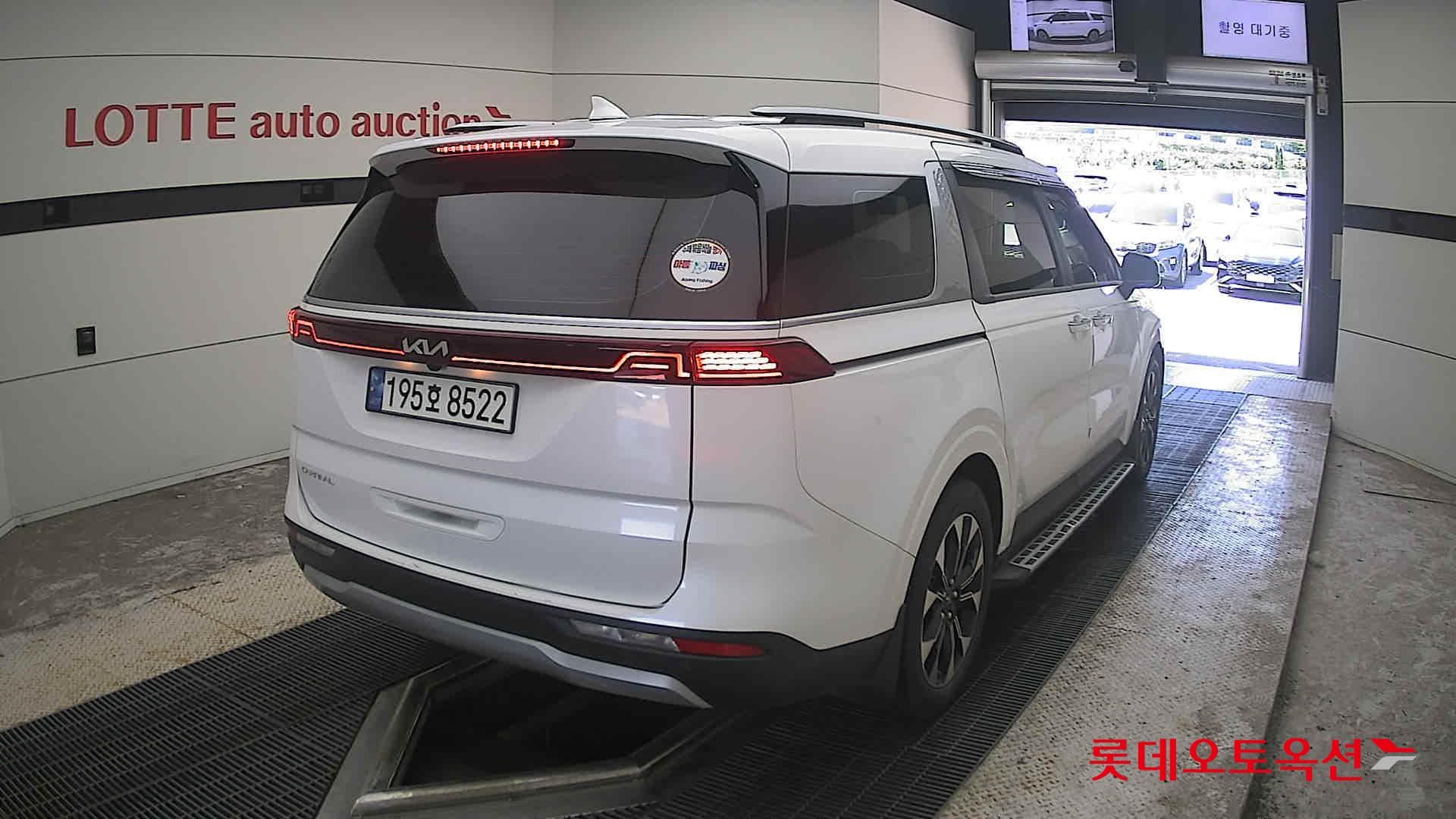 Kia - Карнивал | KA4 (G)3.5 Prestige 9 2WD AT 13