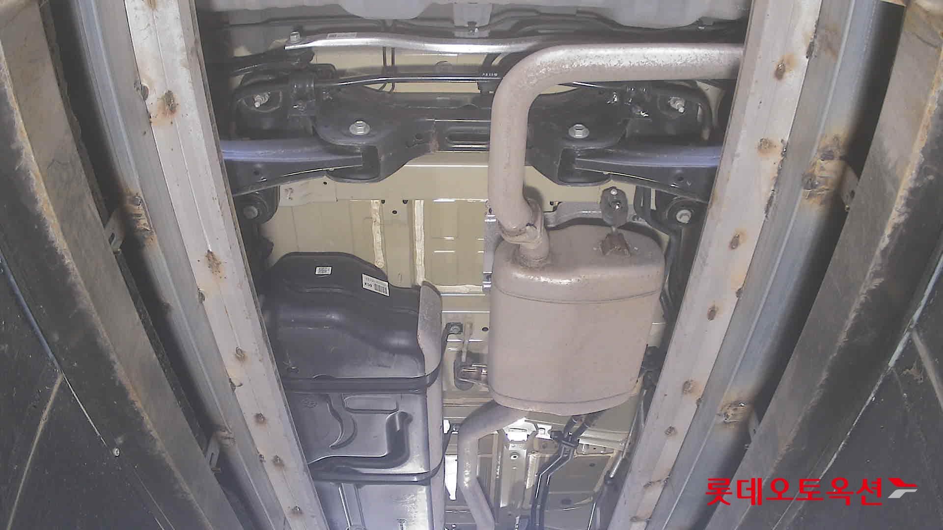 Kia - Карнивал | KA4 (G)3.5 Prestige 9 2WD AT 27
