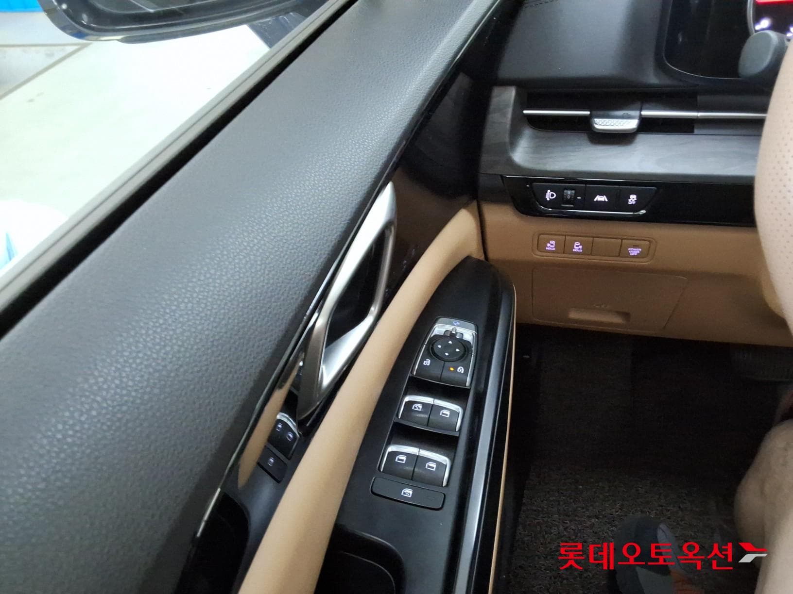 Kia - Карнивал | KA4 (G)3.5 Prestige 9 2WD AT 28