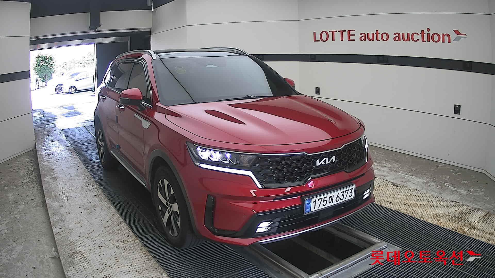 Kia - Соренто | MQ4 (G) 2.5 Turbo Prestige 7Seater 20