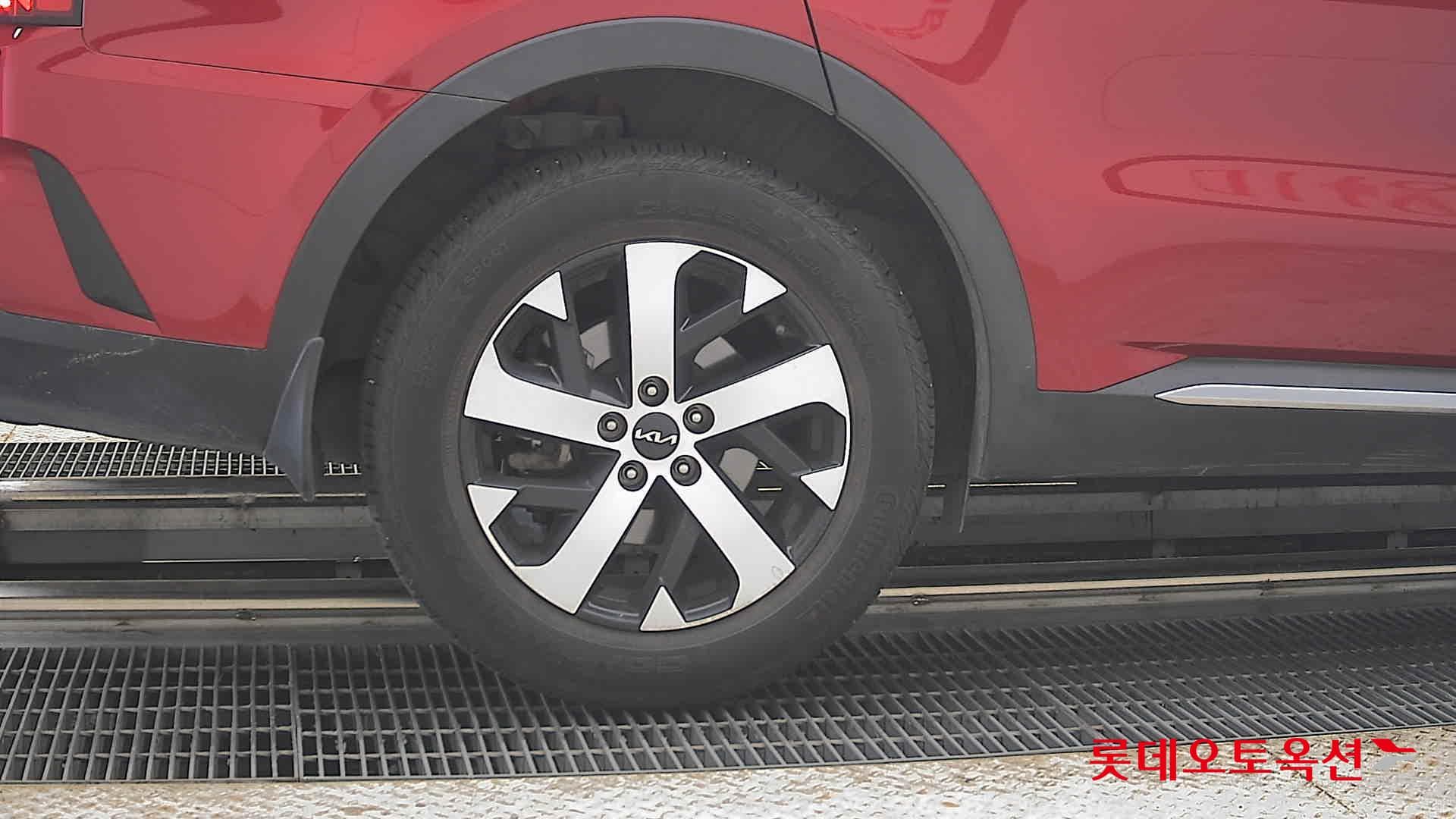 Kia - Соренто | MQ4 (G) 2.5 Turbo Prestige 7Seater 24