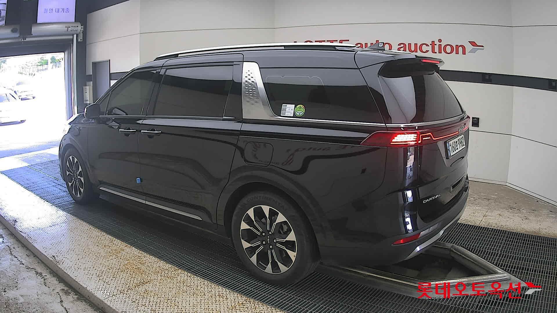Kia - Carnival | KA4 (G) 3.5 Signature 9Seater 8