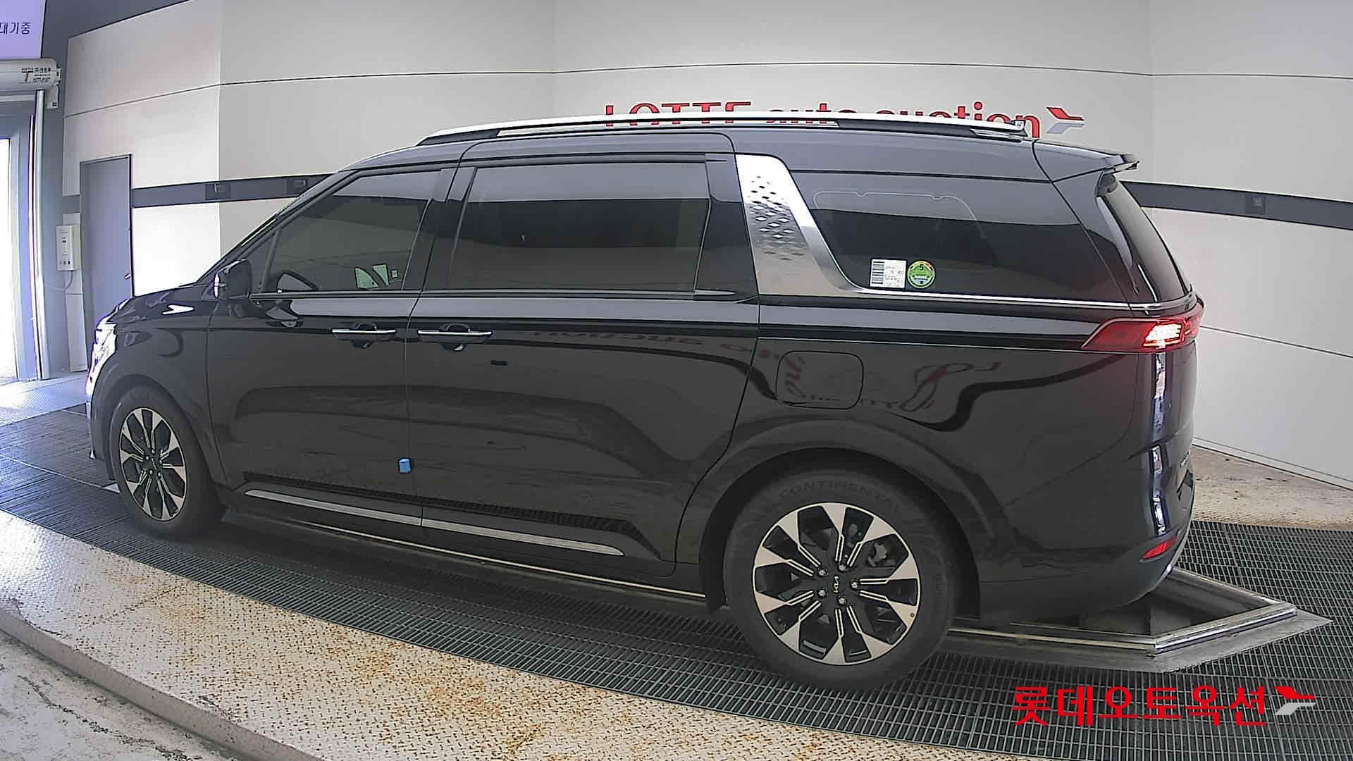 Kia - Carnival | KA4 (G) 3.5 Signature 9Seater 7