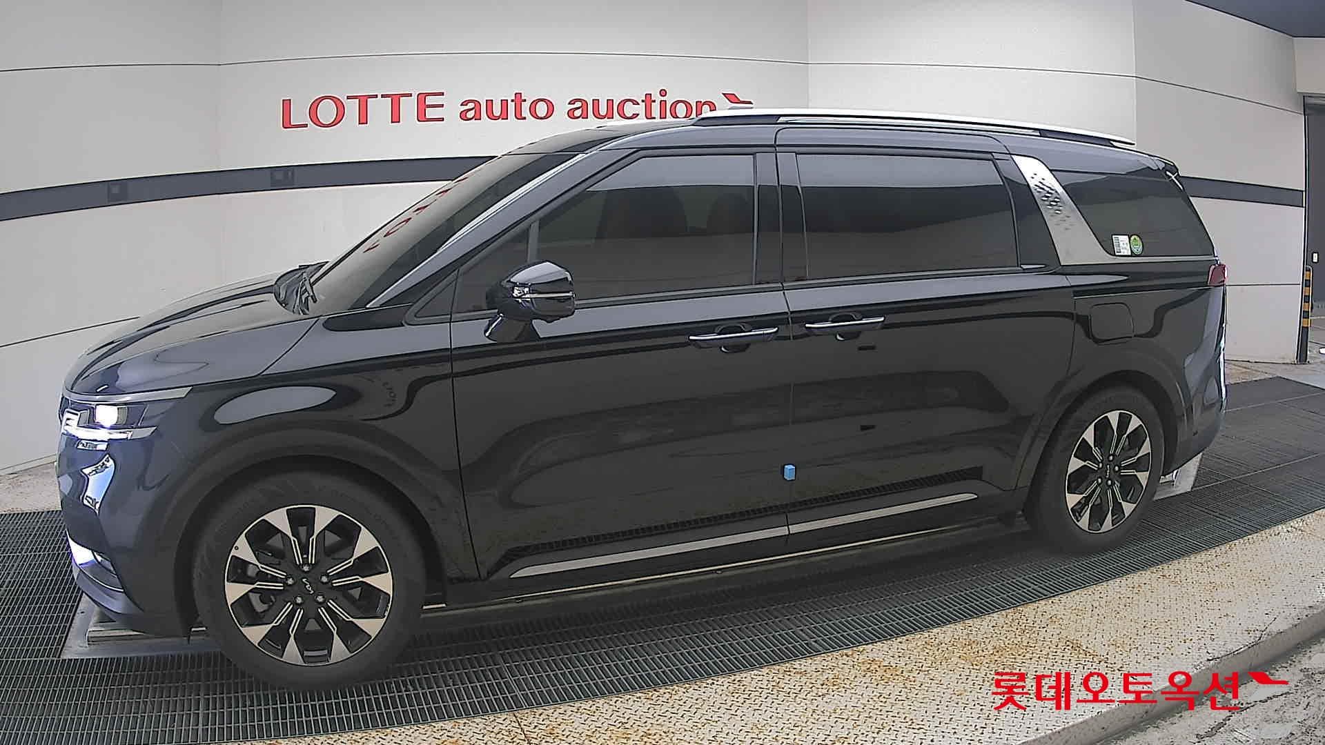 Kia - Carnival | KA4 (G) 3.5 Signature 9Seater 5