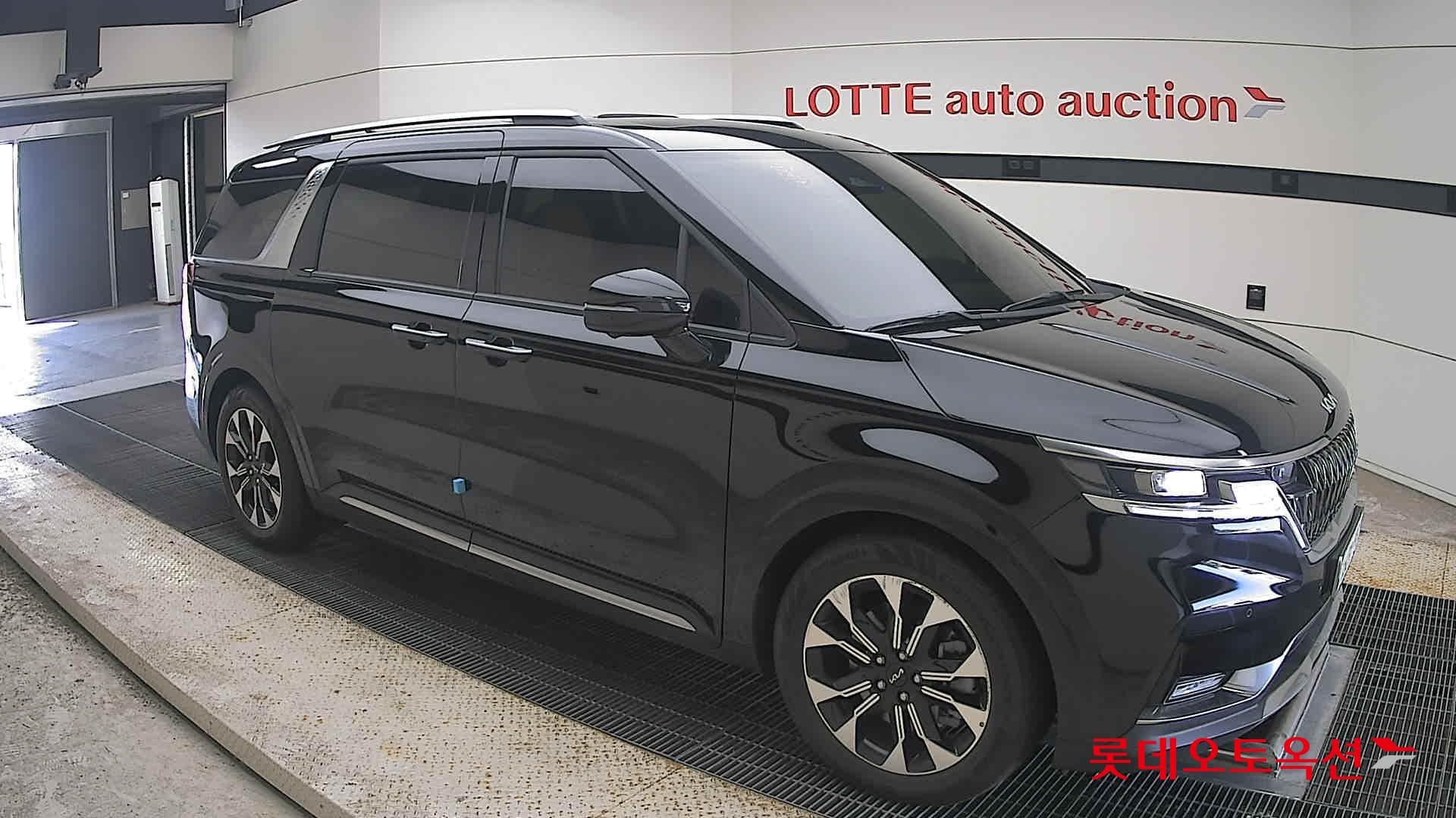 Kia - Carnival | KA4 (G) 3.5 Signature 9Seater 18