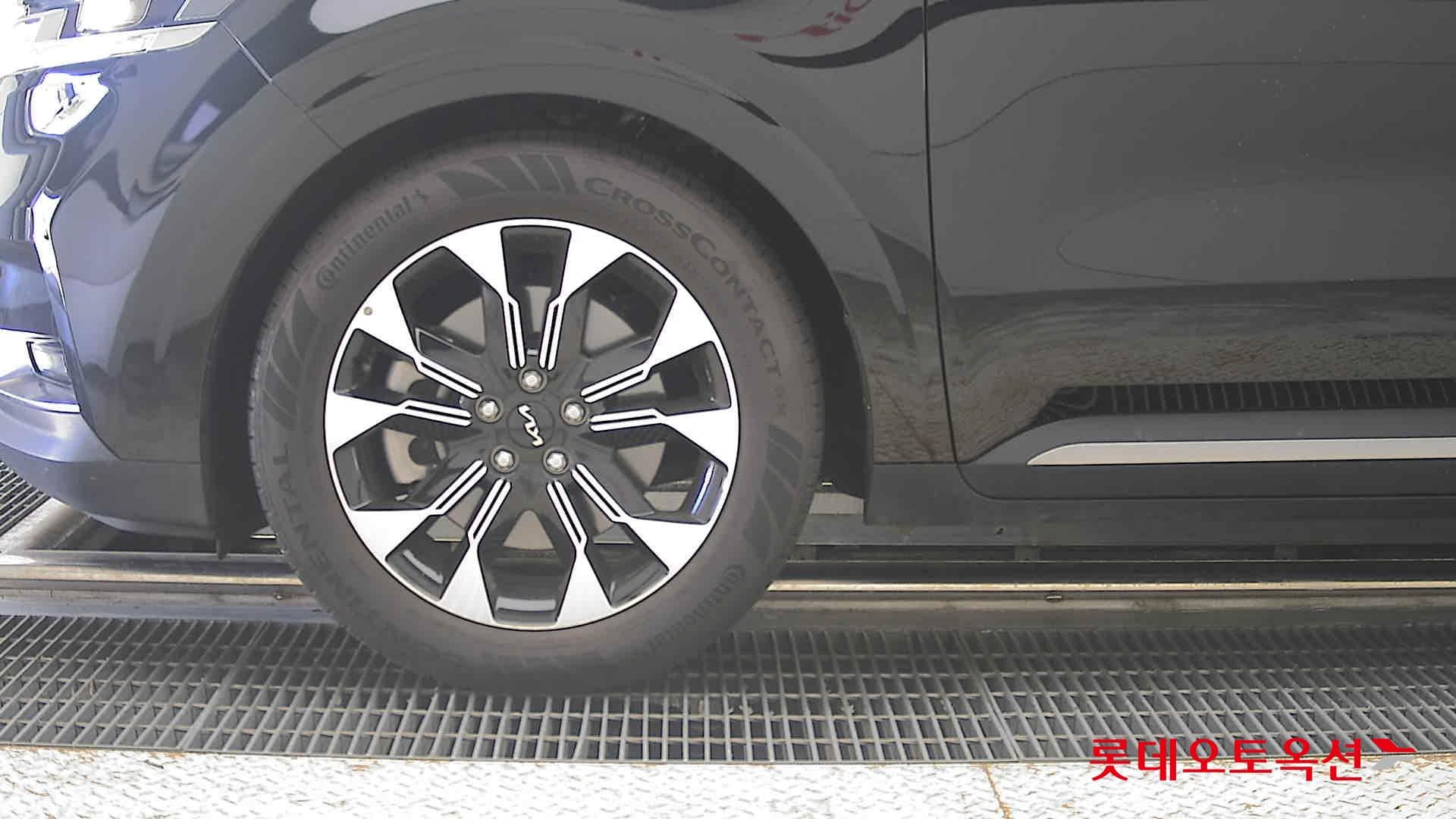 Kia - Carnival | KA4 (G) 3.5 Signature 9Seater 21