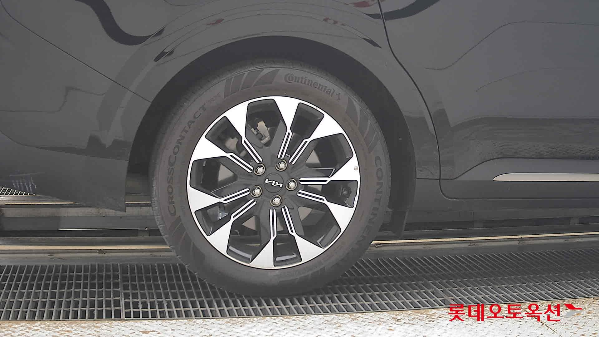Kia - Carnival | KA4 (G) 3.5 Signature 9Seater 24