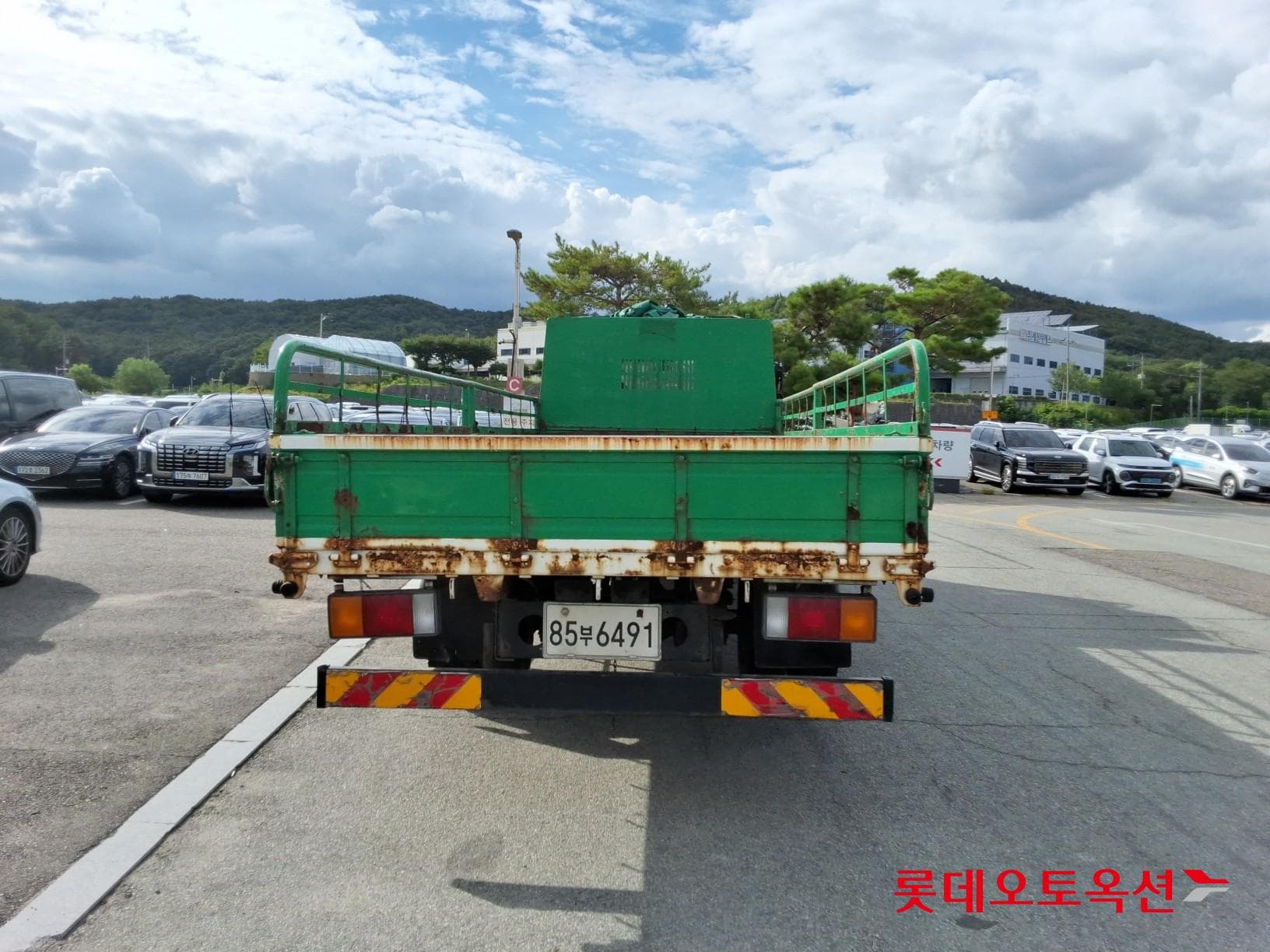 Hyundai - Mega Truck 10