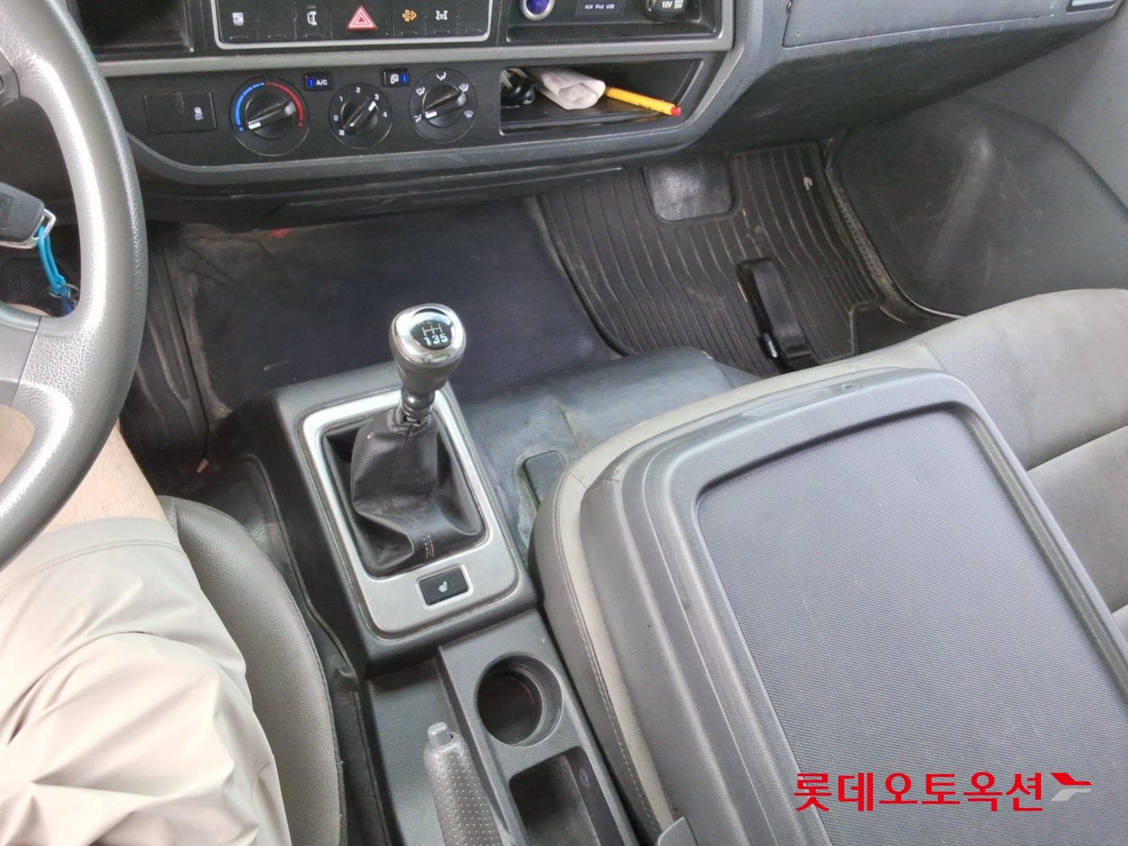 Hyundai - Mighty 32