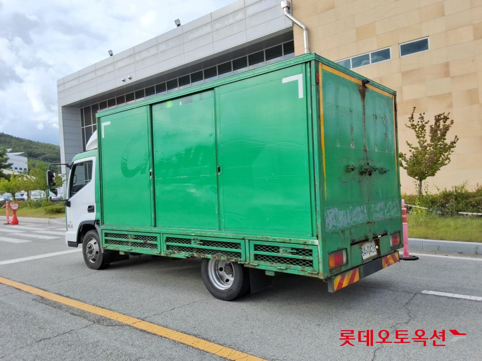 Hyundai - Mighty 12