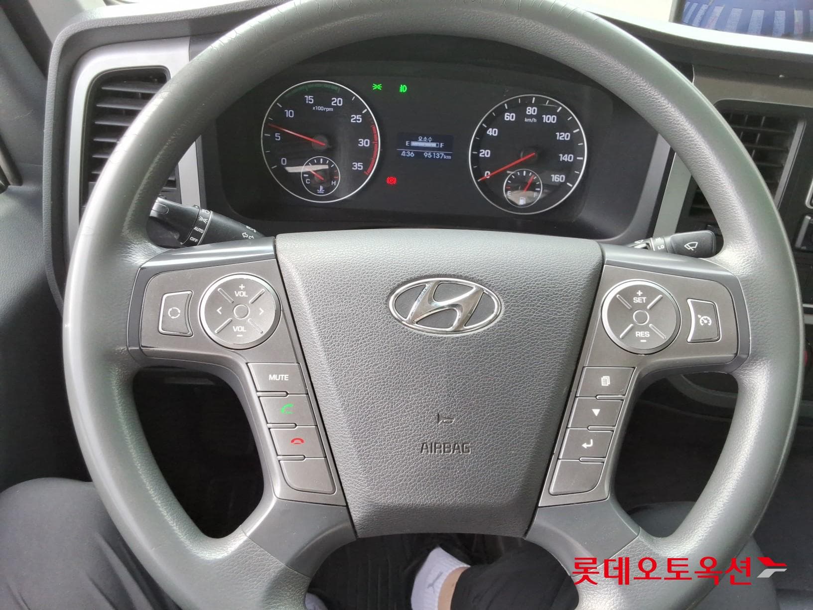 Hyundai - Mighty 29