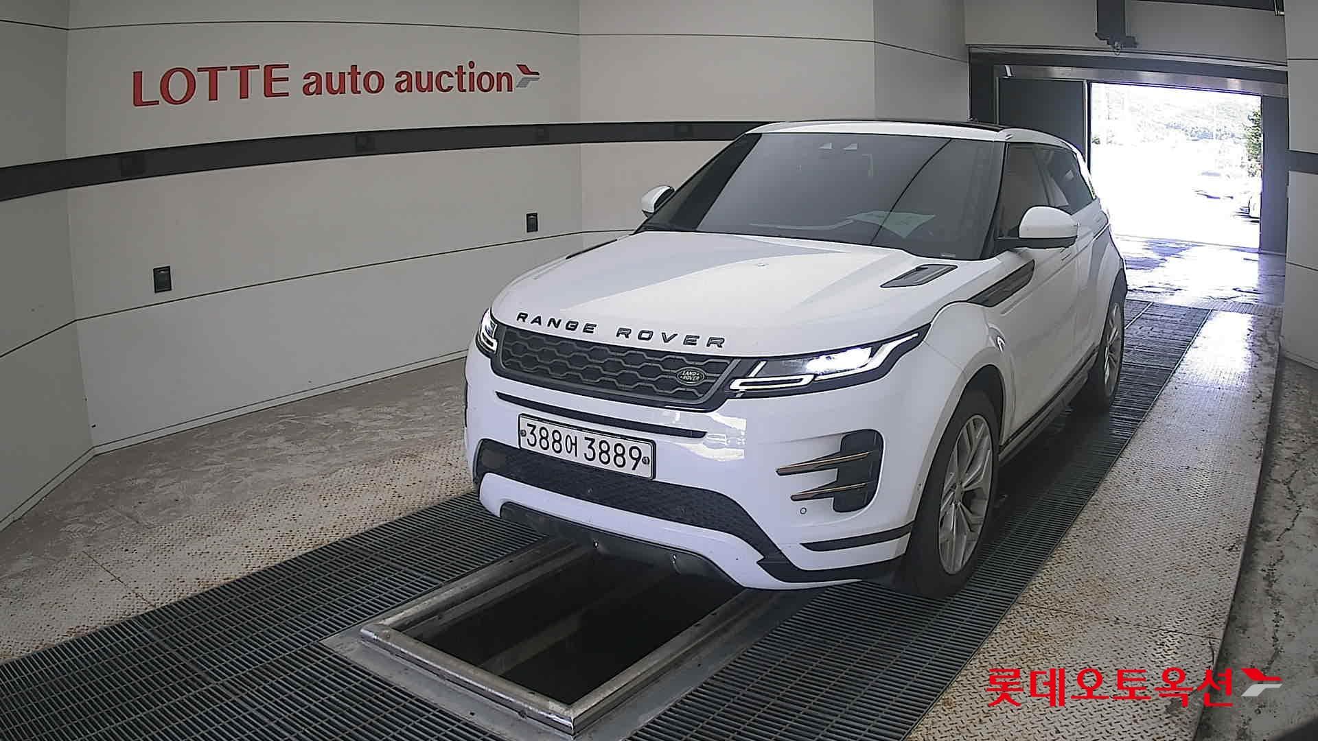 Land Rover - Рендж Ровер Эвок | (D) 2.0 D180 SE 2